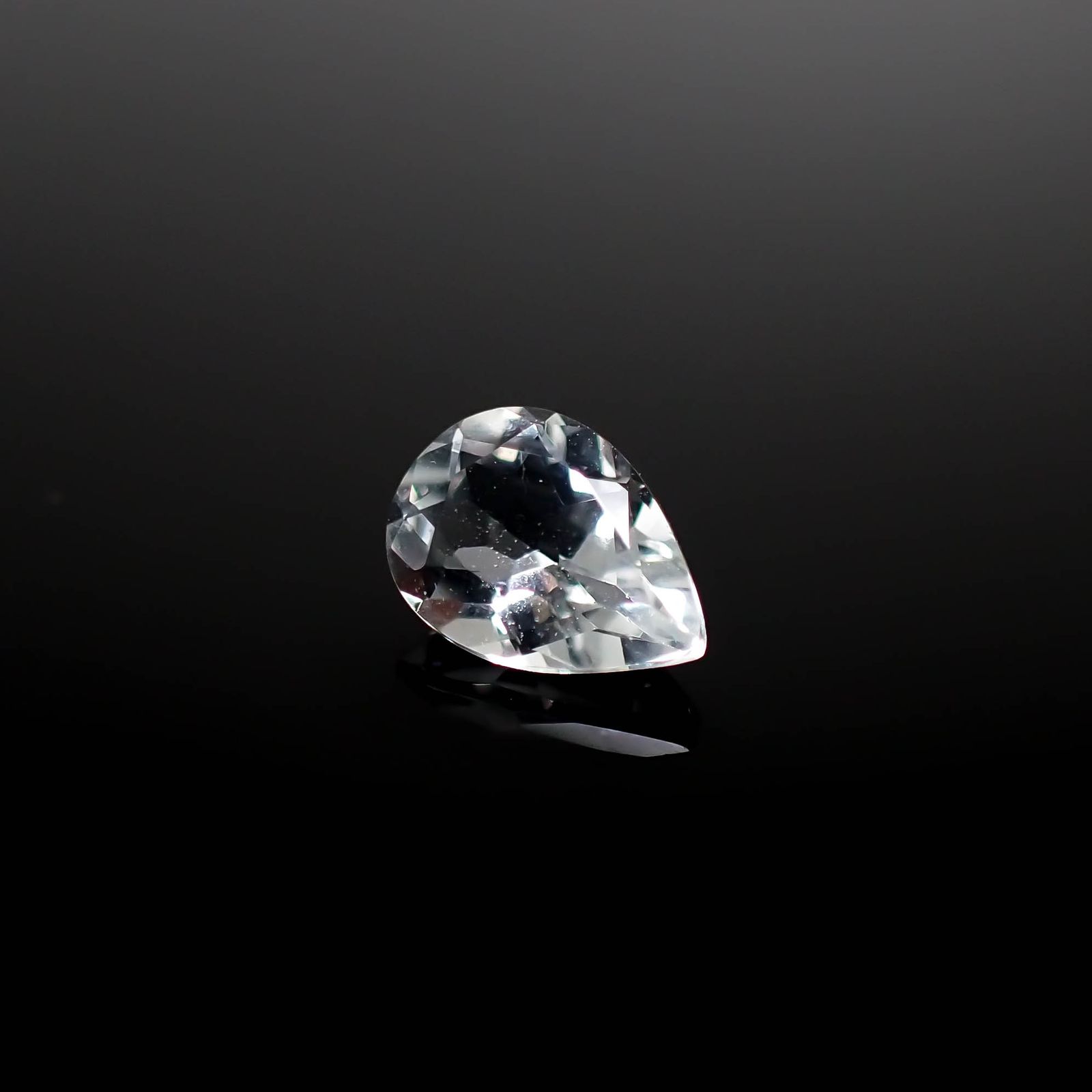 ゴッシェナイト パキスタン・ヒマラヤ産 0.58ct[240527454]7x5.1mm前後