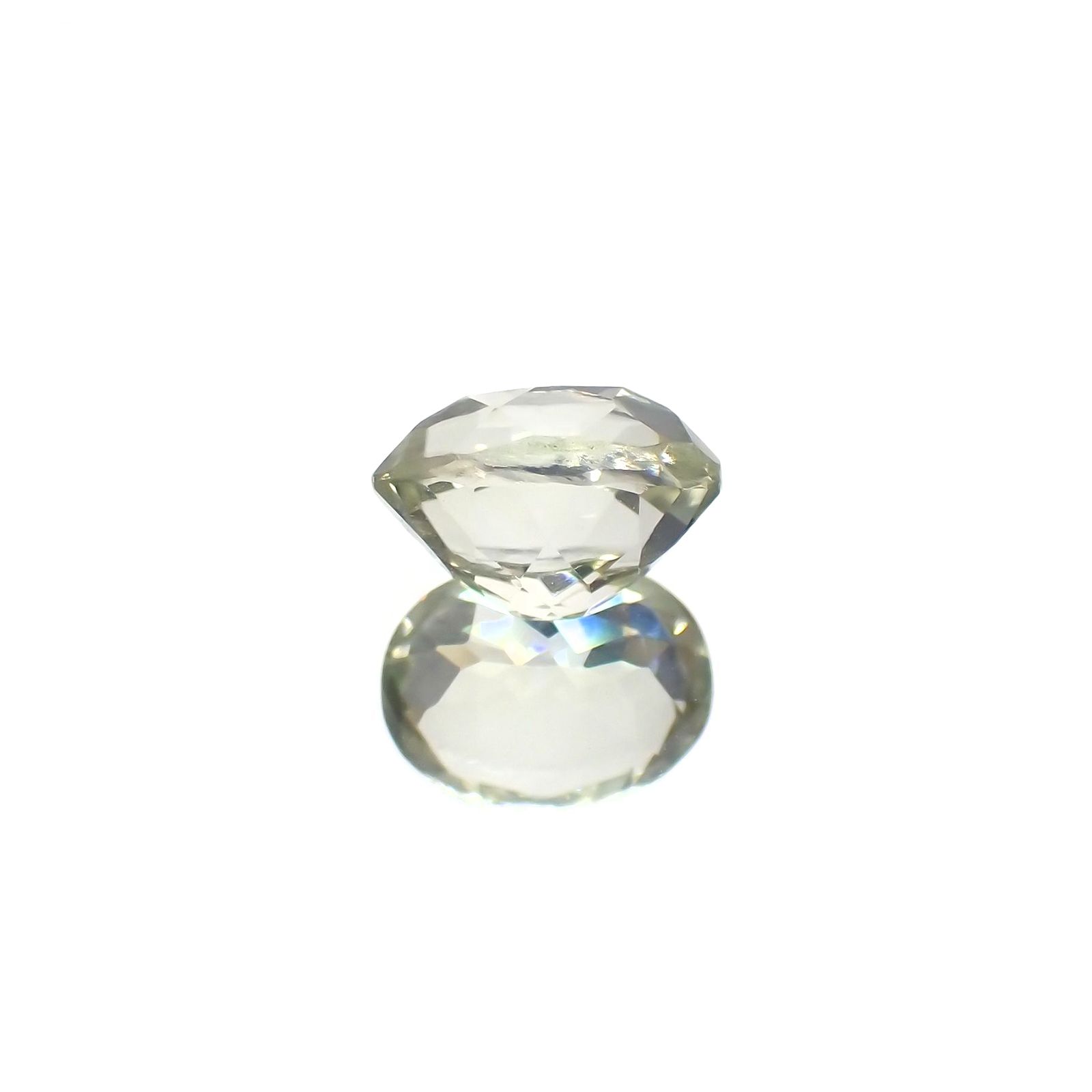 シリマナイト(宝石名シリマナイト)インド産 識別済 1.84ct / 8.1x6.2mm前後 [221018462]