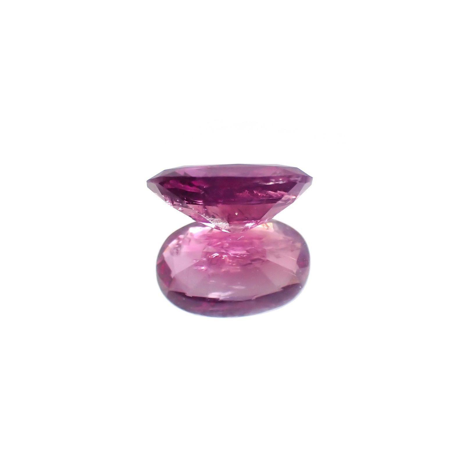 パープルサファイア(宝石名パープル・サファイア) カシミール産 1.700ct ソ付(彩珠)[20127300]9.2×6.2mm前後