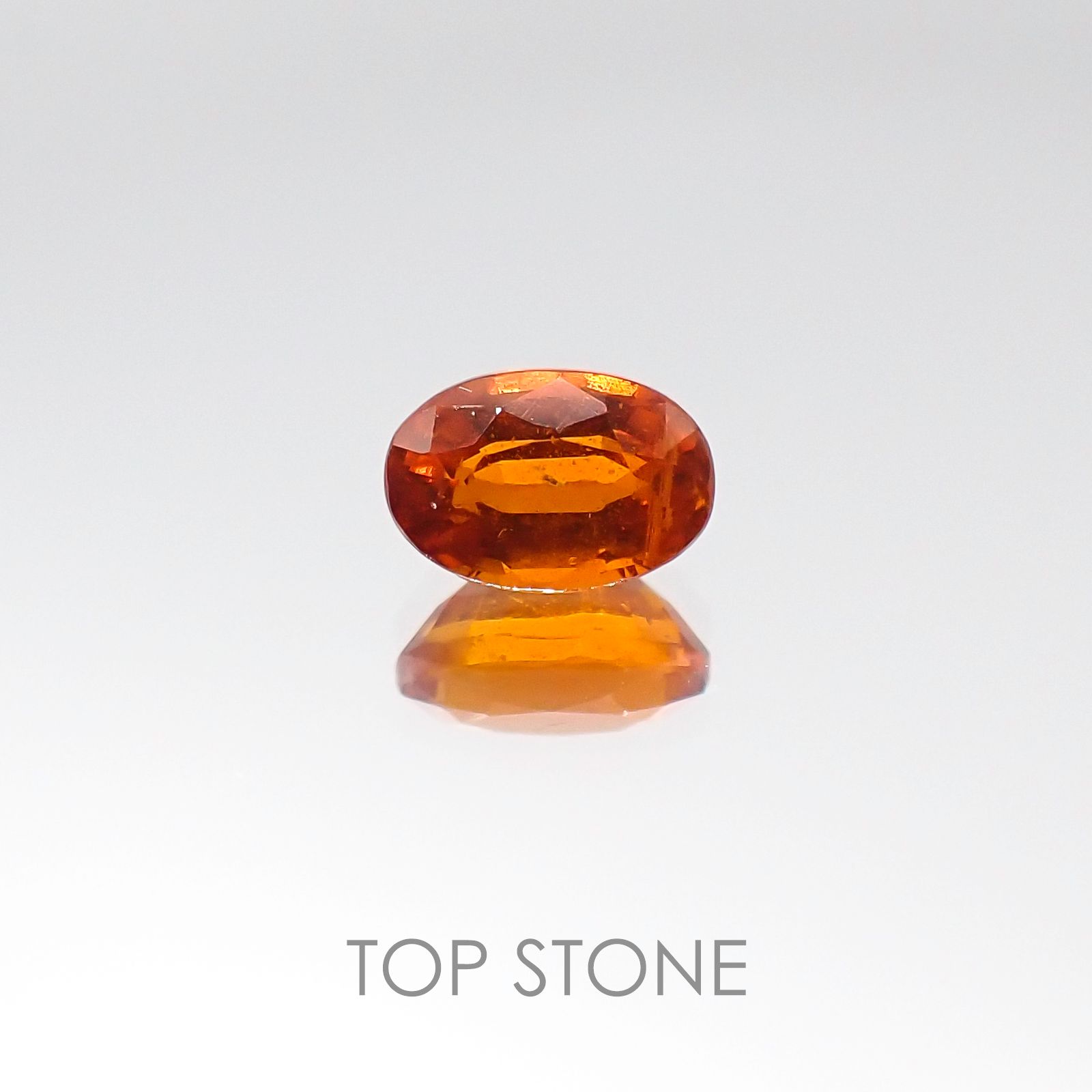 オレンジカイヤナイト タンザニア産 ルース 0.73ct[20096005]6.2×4.1mm前後
