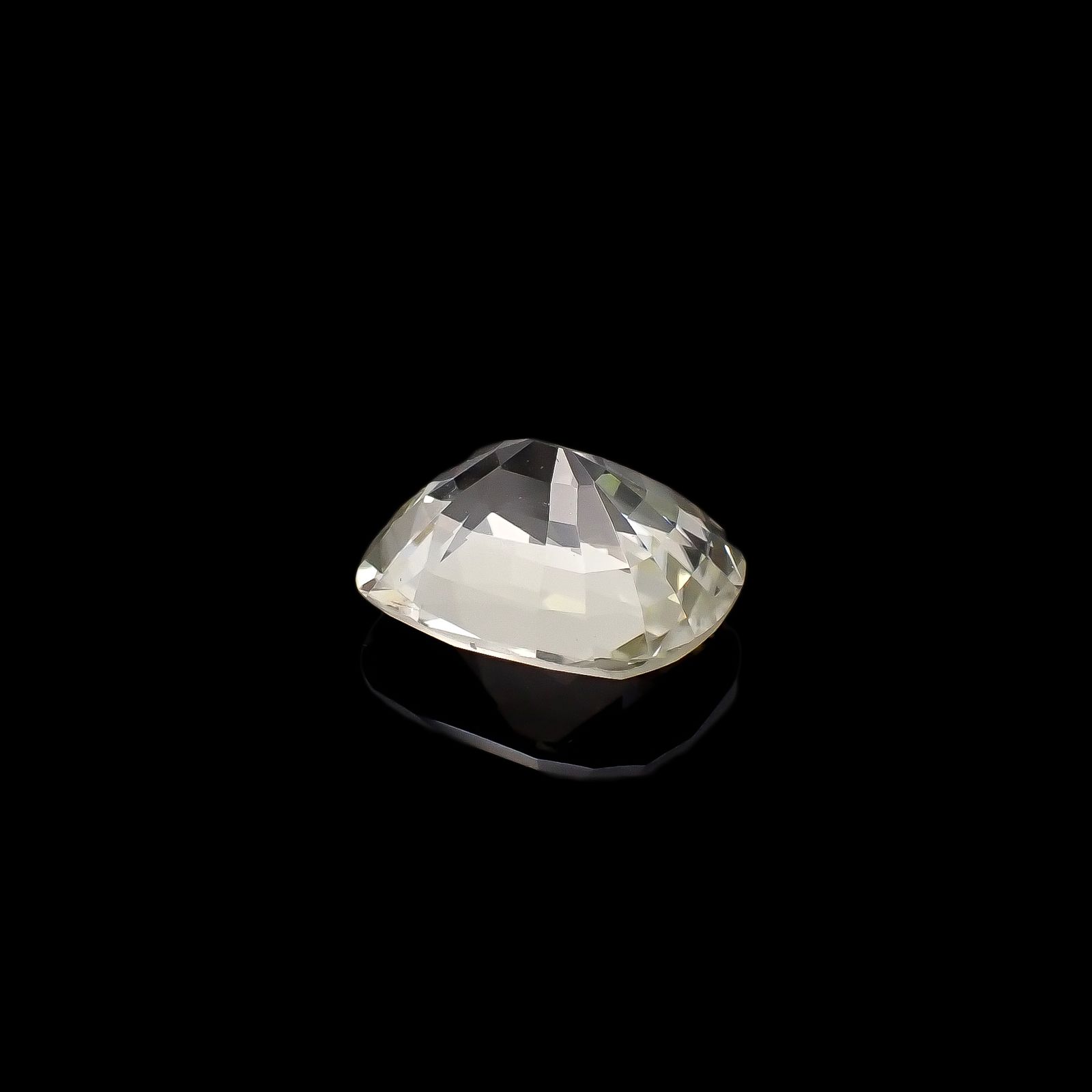 イエローダイオプサイド モゴック産 12.84ct[240527766]15.9x13.1mm前後