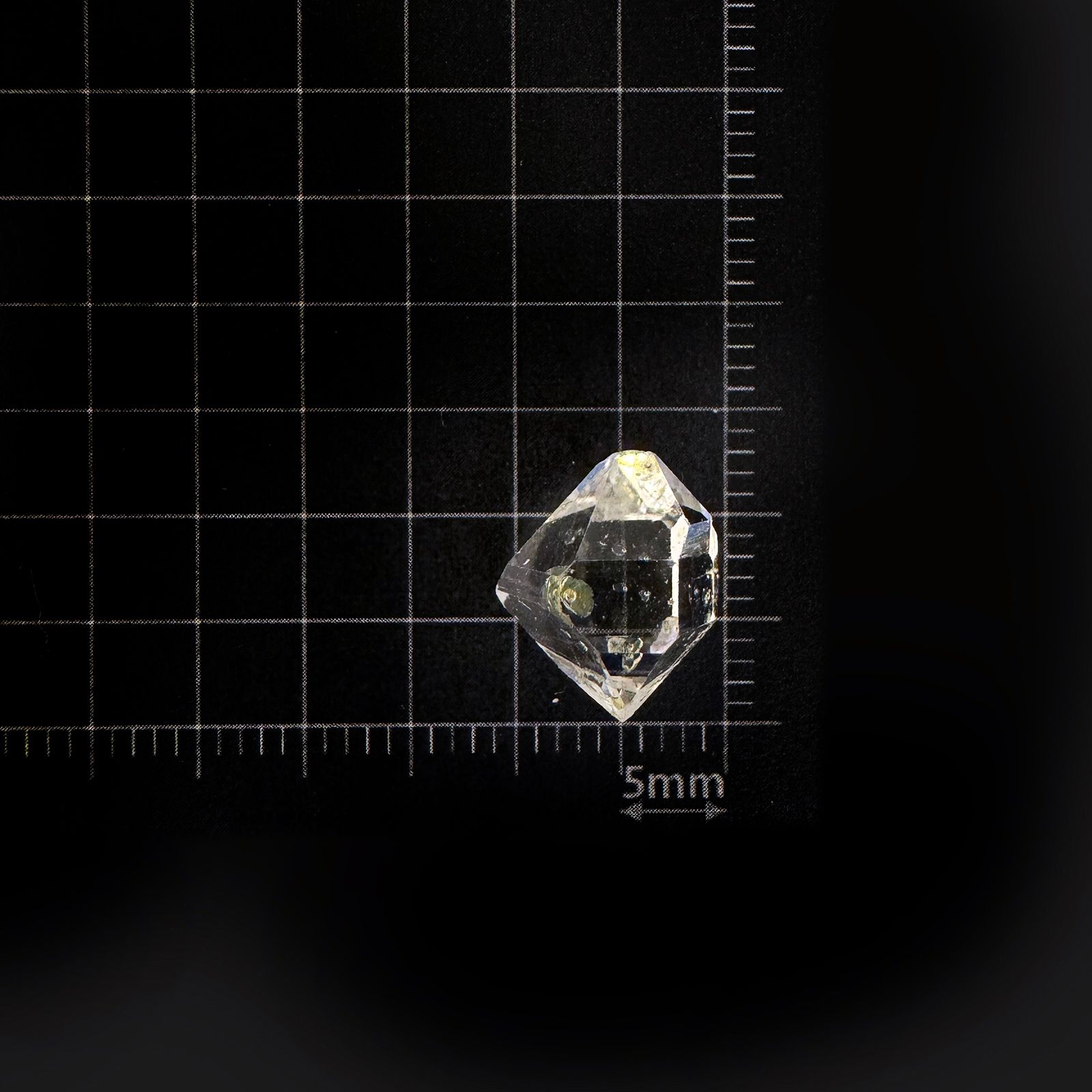 オイルインクォーツ 原石 パキスタン産 4.56ct [220917863]12.2x9.9mm前後