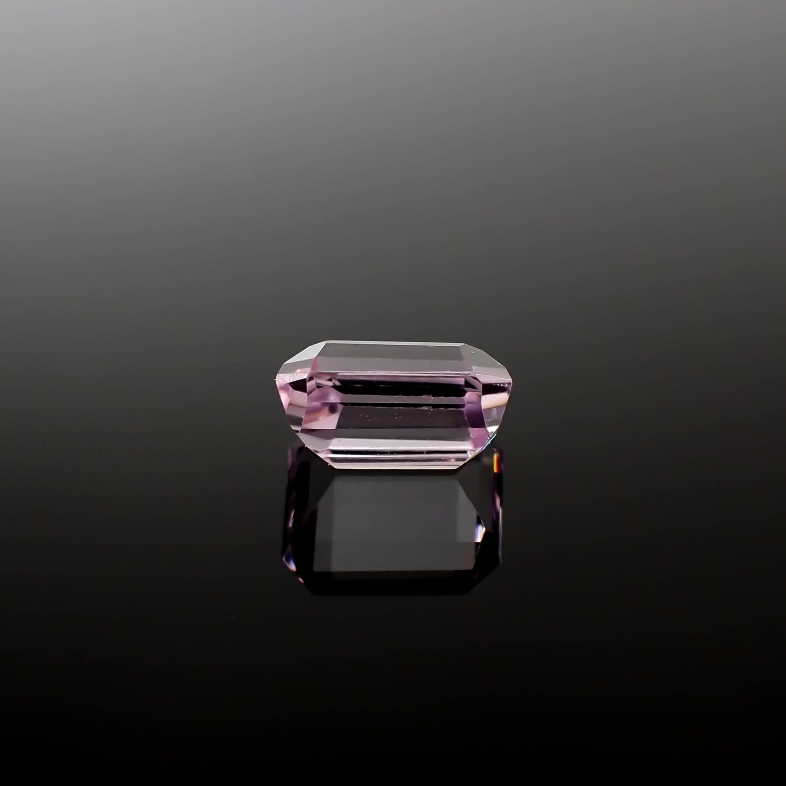 クンツァイト アフガニスタン産 3.66ct[231225141]9.4x8mm前後