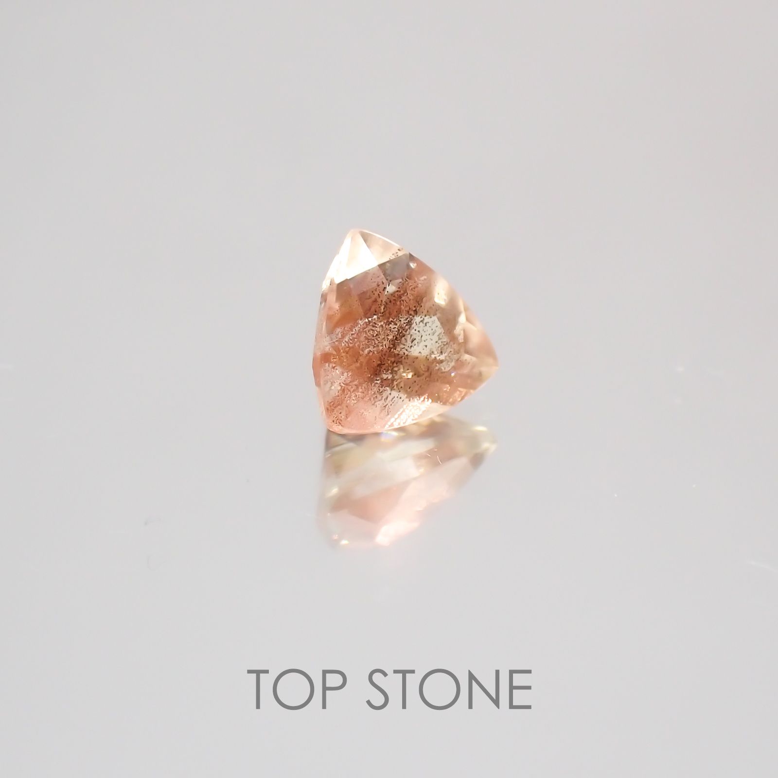 オレゴンサンストーン アメリカ産 ルース 0.45ct[21058947]5×5mm前後