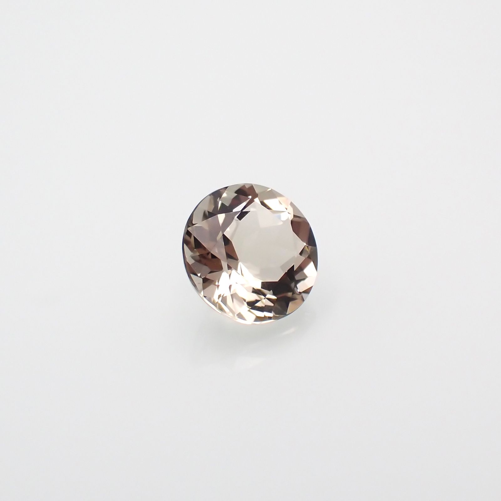 含バリウム・サニディン(宝石名サニディン)ドイツ産 1.38ct 識別済[231224971]7.4x7.4mm前後