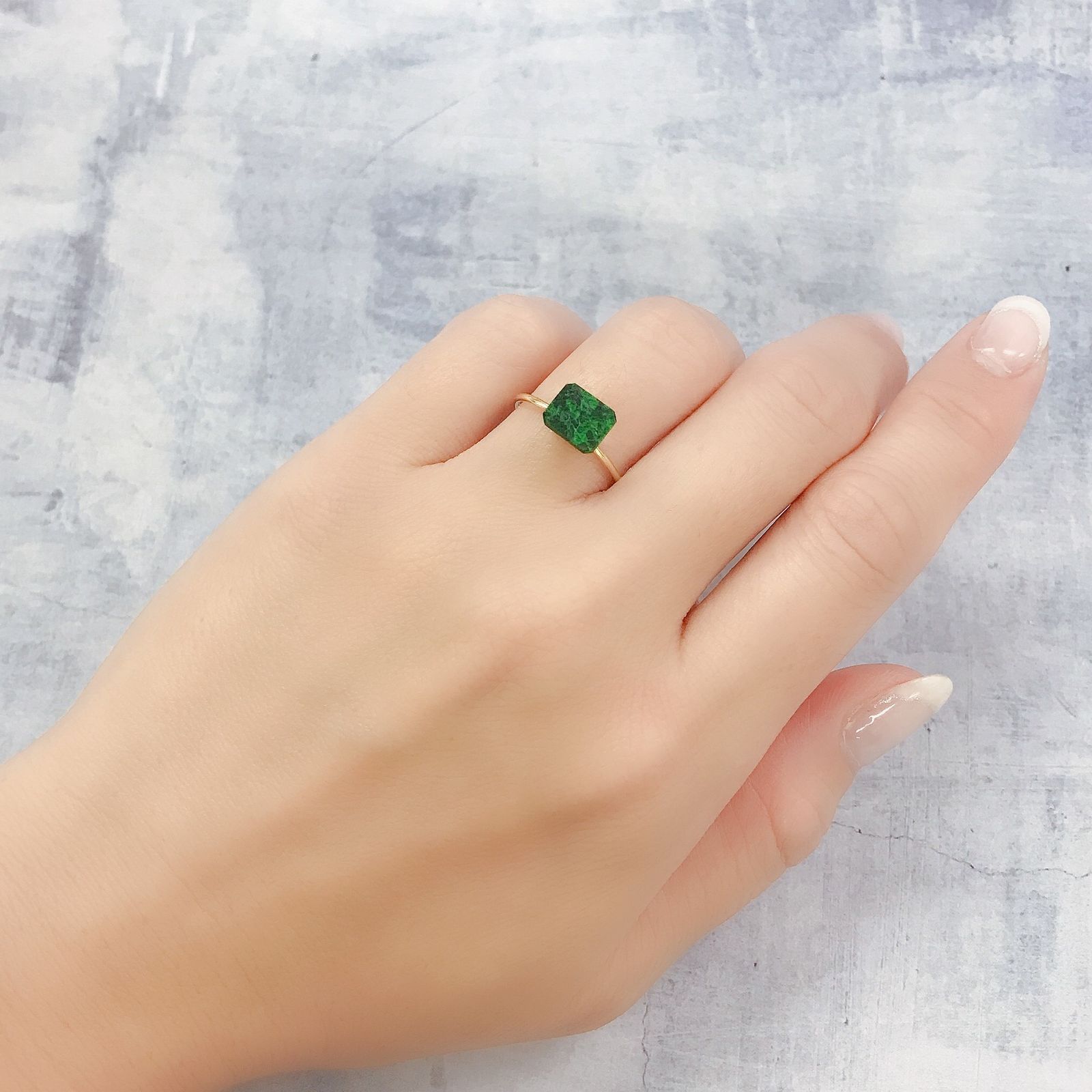 モーシッシ(宝石名マウシットシット)ビルマ産 1.62ct 識別済[220717072]7.6x6.6mm前後