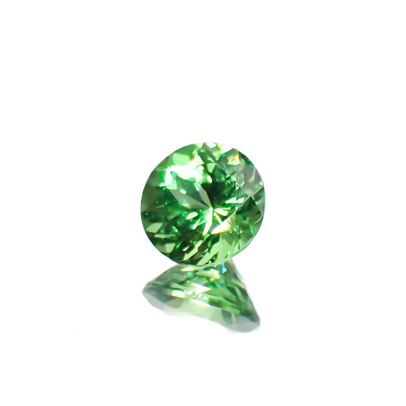 ツァボライト タンザニア産 1.04ct[231023567]6.2x6.2mm前後