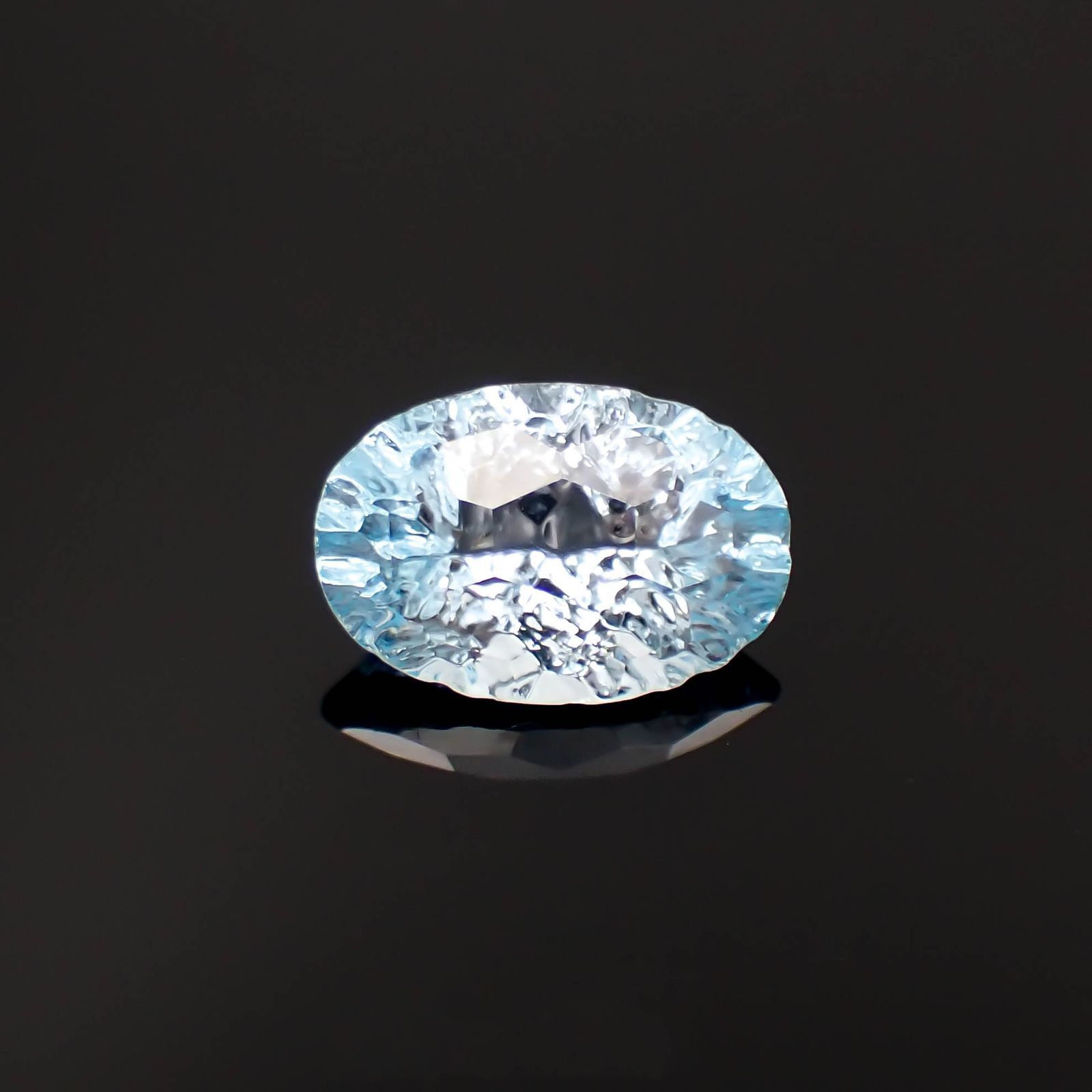 ◇カスタムカット◇ブルートパーズ ブラジル産 3.65ct[221219339]12x8.1mm前後