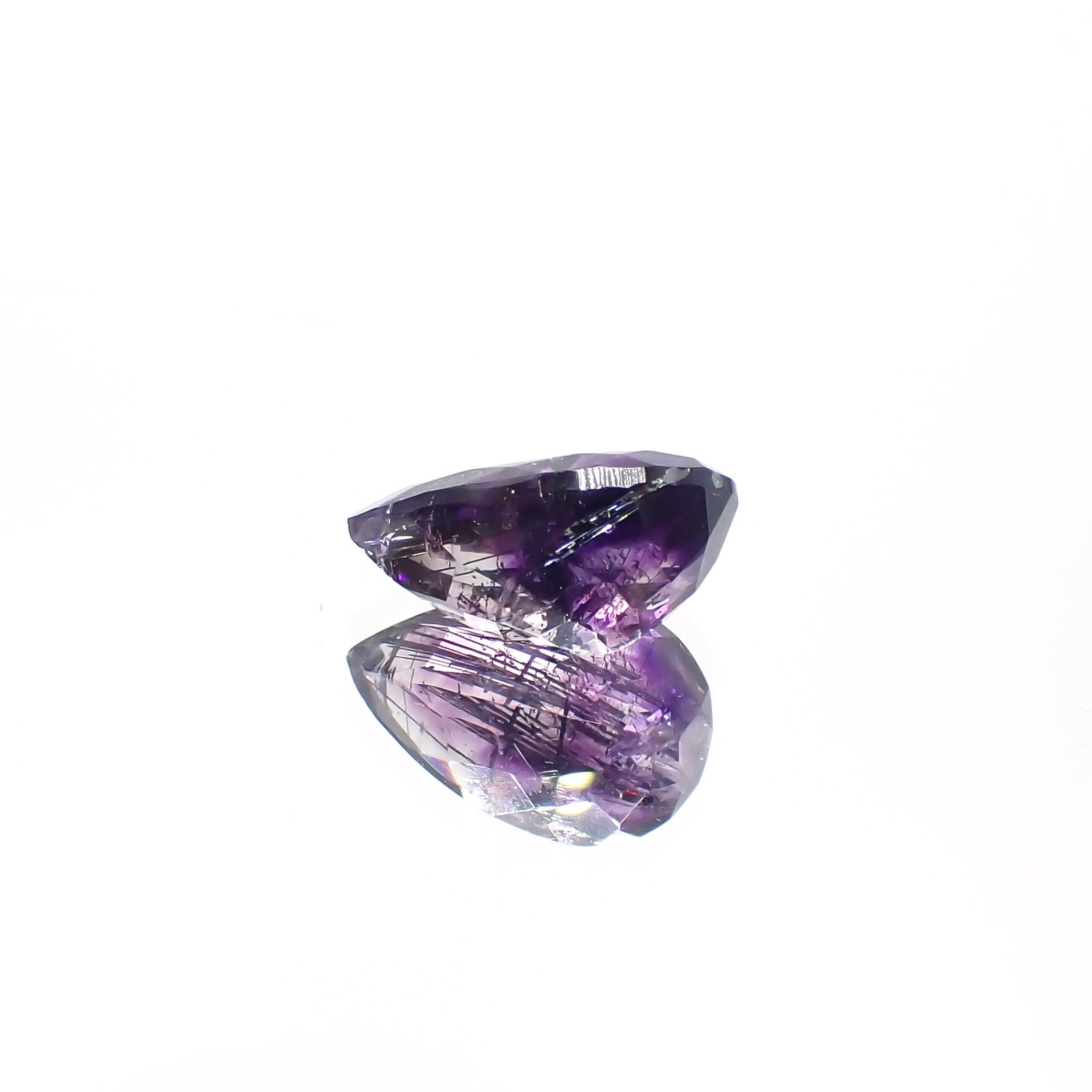 アメジストエレスチャル ナイジェリア産 6.66ct[230622436]15.7x10.2mm前後