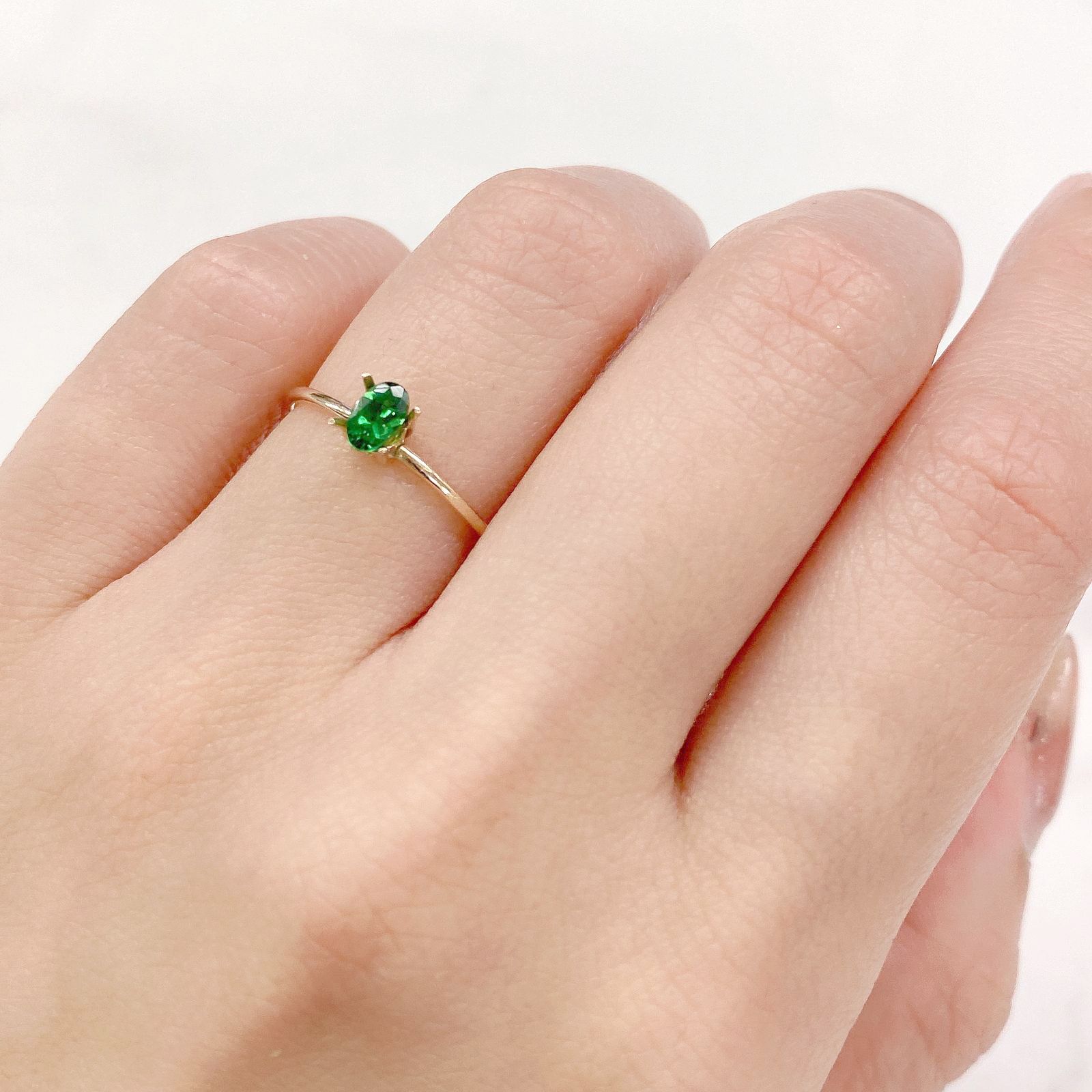 タンザニア産】グロッシュラーガーネット(ツァボライト)