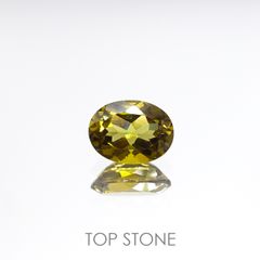 クリノゾイサイト(宝石名クリノゾイサイト)パキスタン産 0.89ct 識別済[220115597]6.9x5.1mm前後