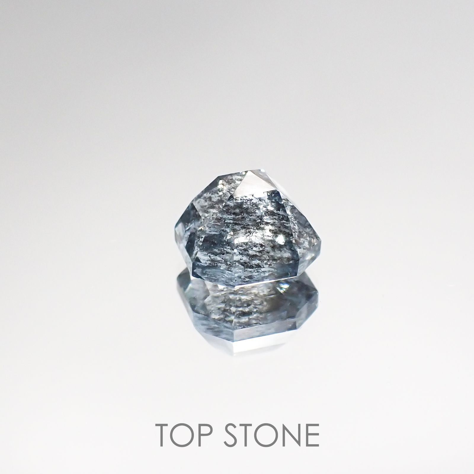 ◇カスタムカット◇アベンチュリンアクアマリン ブラジル産 ルース 1.88ct[210712982]7.1×7mm前後