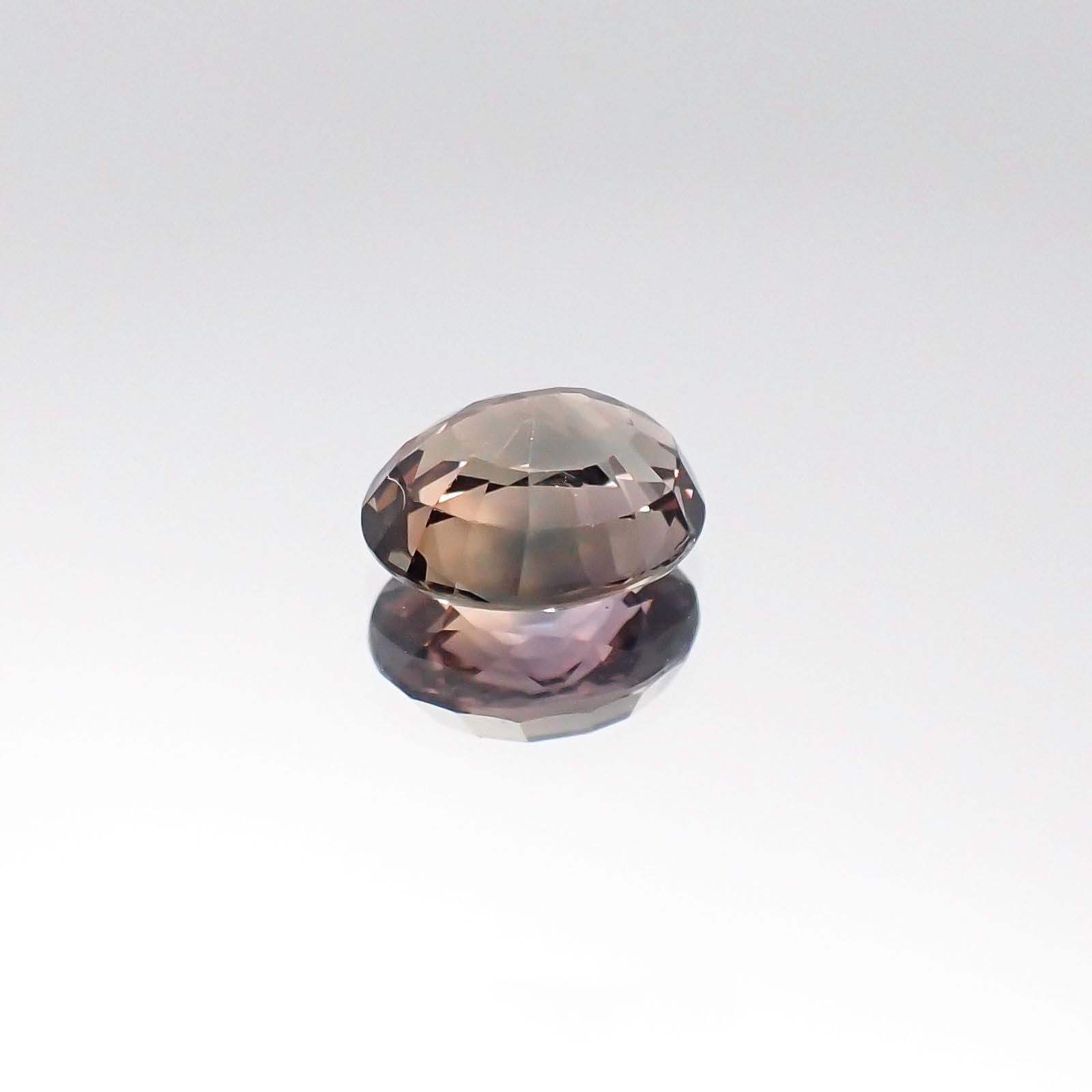 カラーチェンジサファイア 非加熱(宝石名サファイア)タンザニア産 1.11ct 識別済[230622423]6.6x5.4mm前後