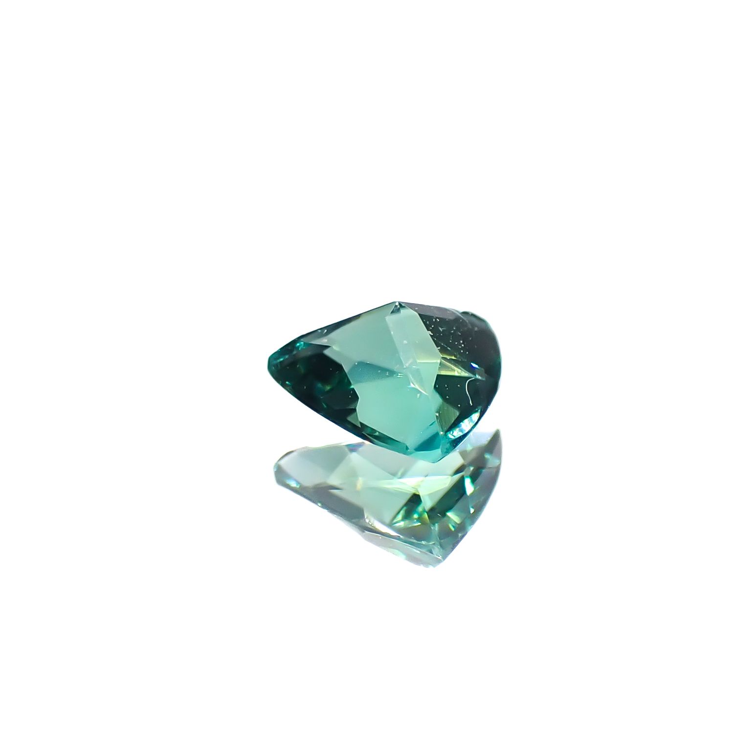 ブルーグリーントルマリン ブラジル産 0.24ct[240628382]4.5x4.2mm前後
