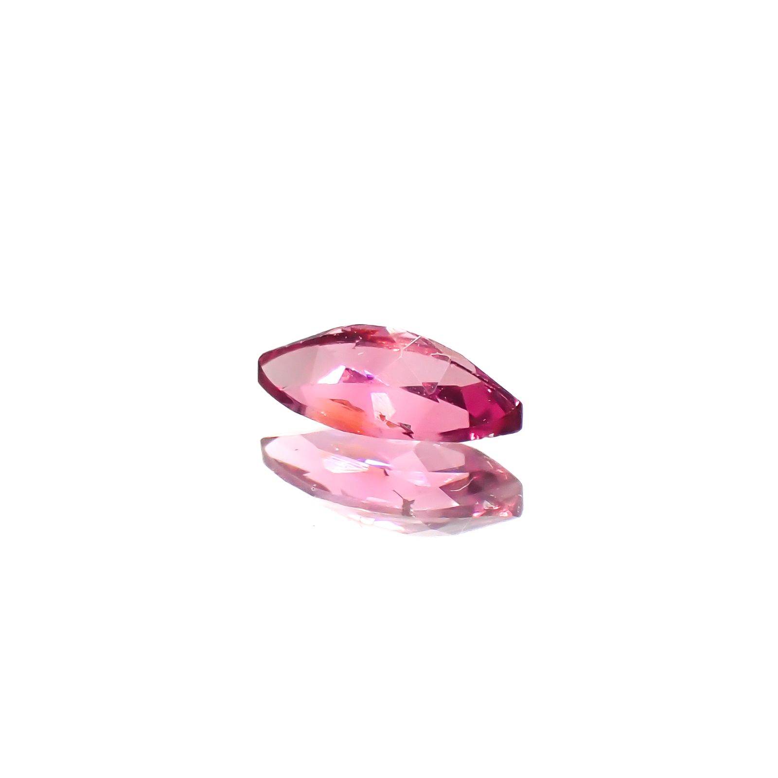 ルベライト ブラジル産 0.23ct[240628081]6x3mm前後