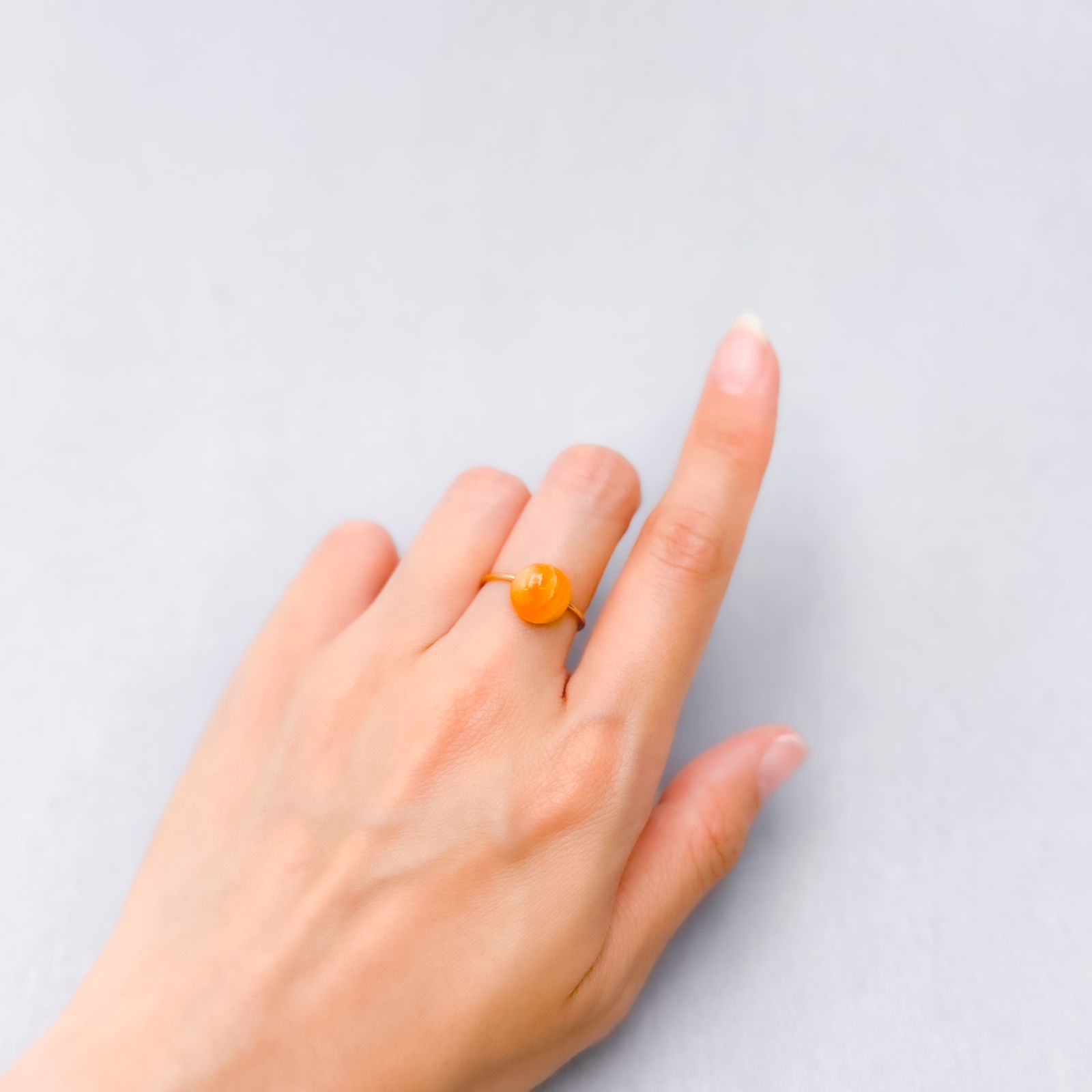 北海道オパール 北海道河東郡鹿追町然別産 2.85ct [250530398]9.7x9.6mm前後