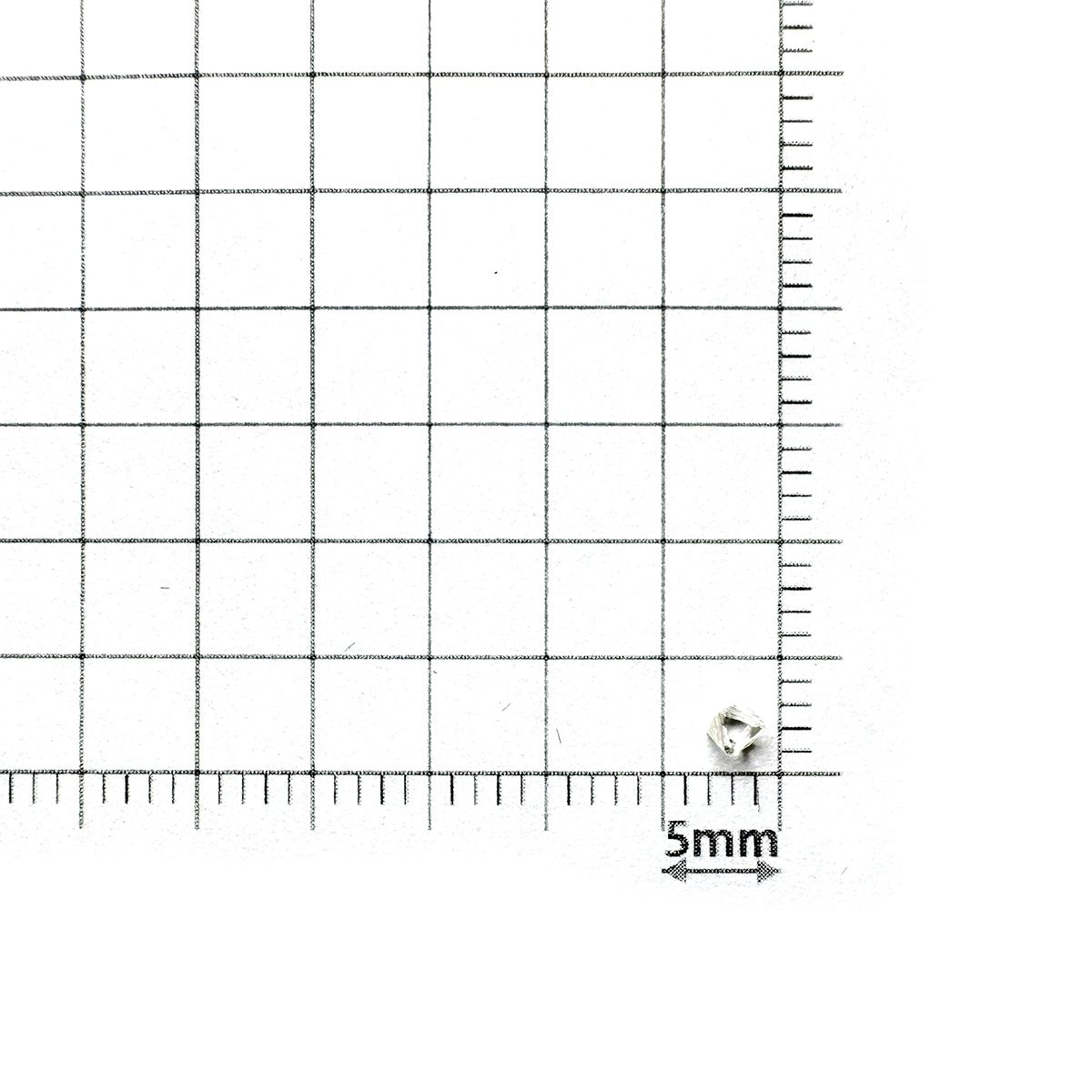ソーヤブルダイヤモンド 原石(トライゴンあり・薄/Trigon) ロシア産 0.085ct[230923471]2.7x2.6mm前後