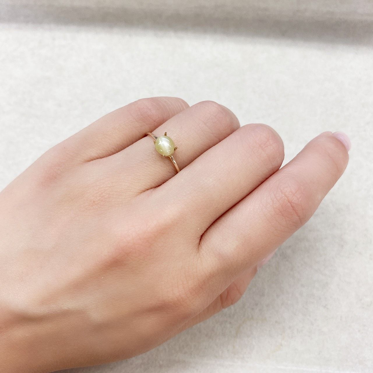 クリソベリルキャッツアイ(宝石名クリソベリル・キャッツアイ) スリランカ産 1.100ct ソ付(彩珠)[210711490]6.2×5.4mm前後