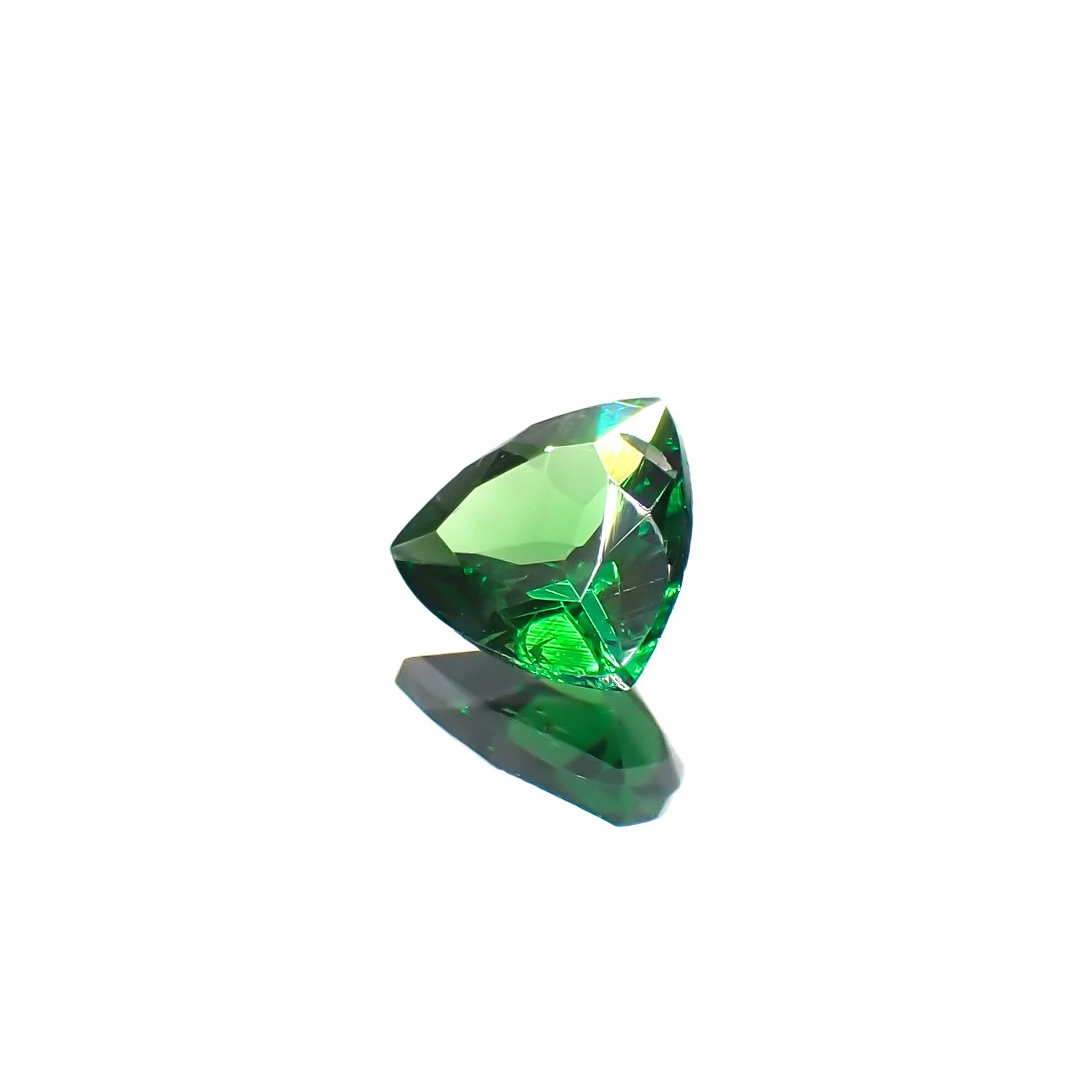 ツァボライト(宝石名ガーネット)タンザニア産 0.29ct 識別済[231224567]4.5x4.6mm前後