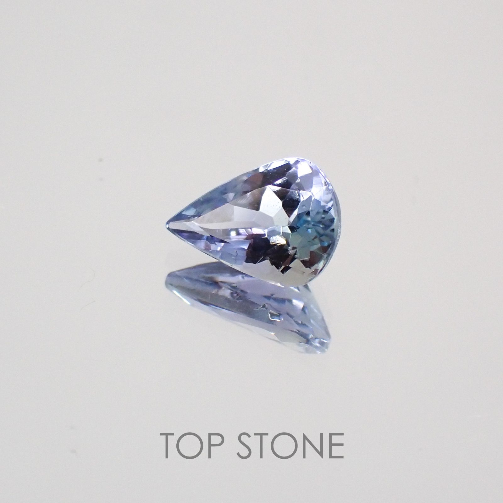 バイカラータンザナイト(ゾイサイト) タンザニア産 ルース 0.67ct[210410578]7.1×5mm前後