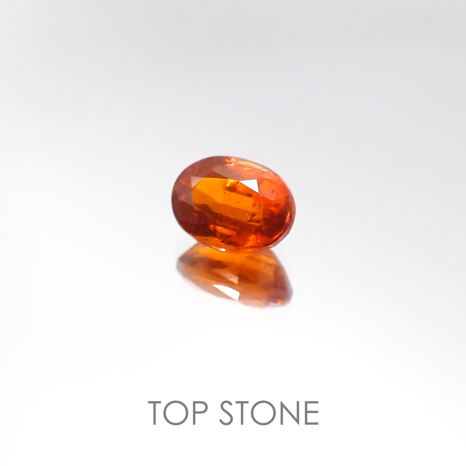 オレンジカイヤナイト タンザニア産 ルース 1.15ct[20105994]7.1×5.2mm前後