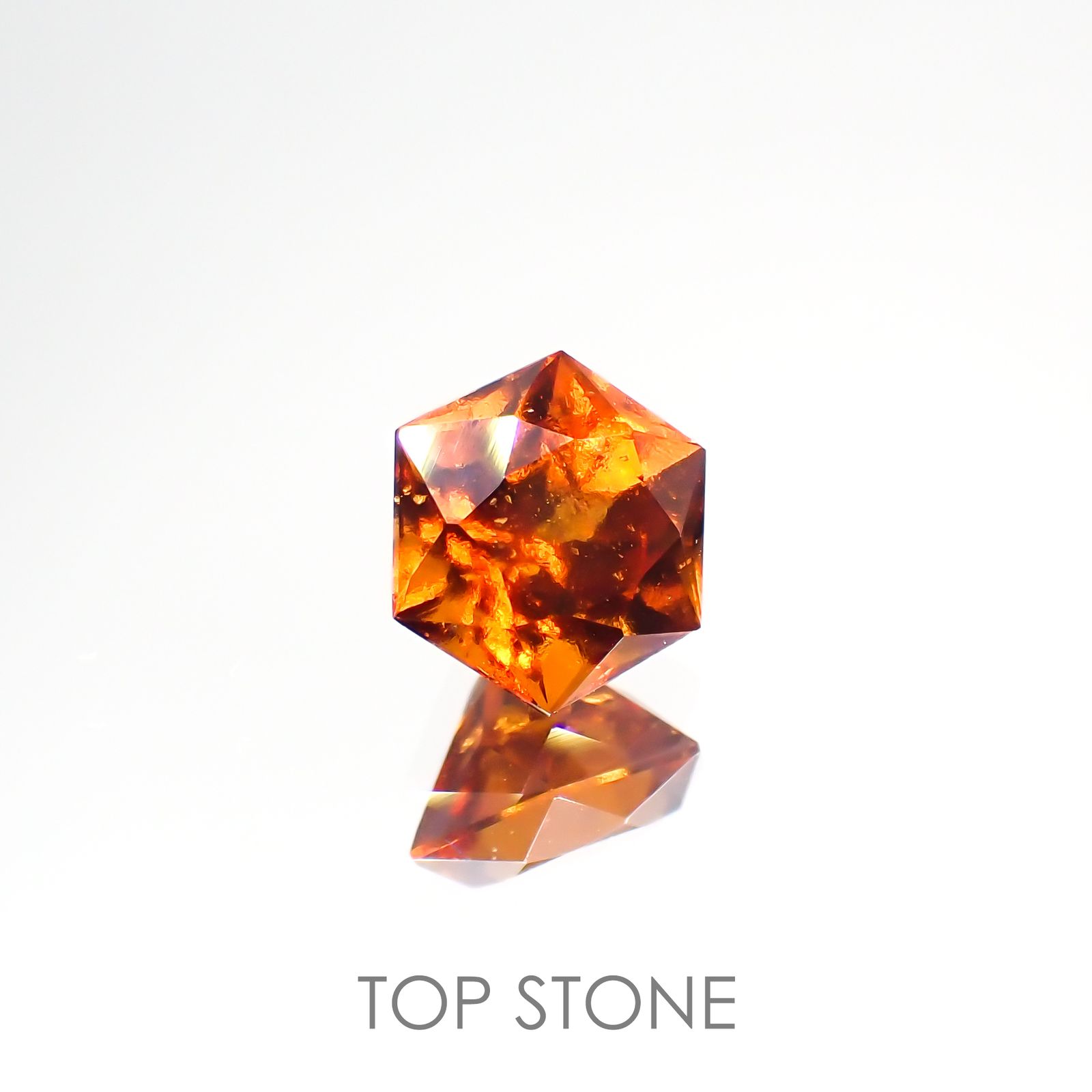 ◇ヘキサゴンカット◇ヘソナイトガーネット(宝石名ガーネット) スリランカ産 1.15ct 識別済[210912687]5.9×5.8mm前後