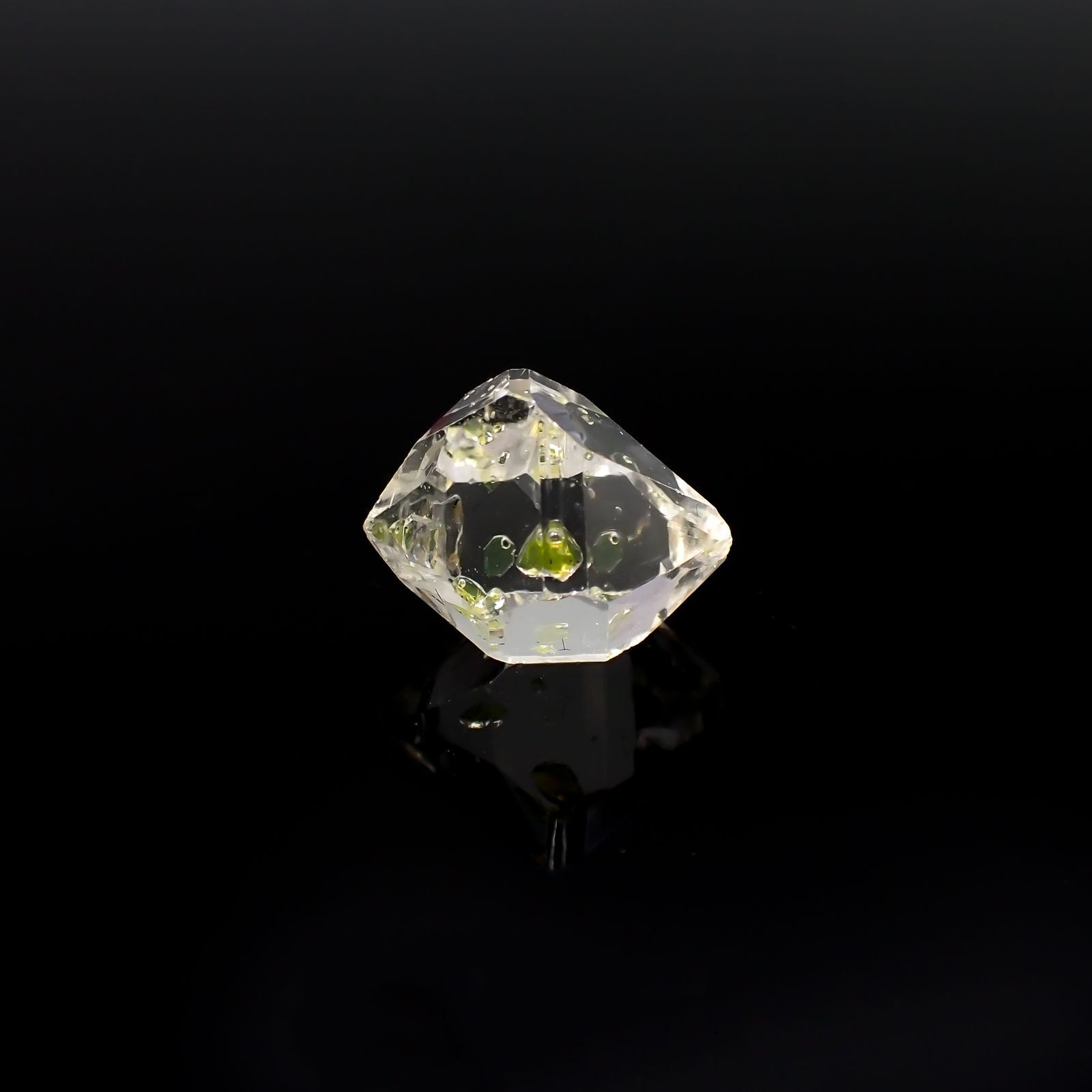 オイルインクォーツ 原石 パキスタン産 4.56ct [220917863]12.2x9.9mm前後
