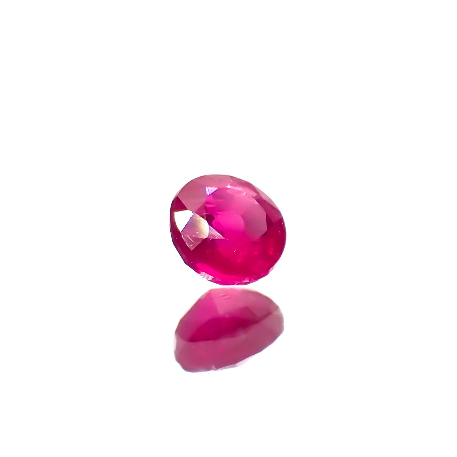 ルビー ビルマ産 0.22ct[240628049]3.3x3.2mm前後