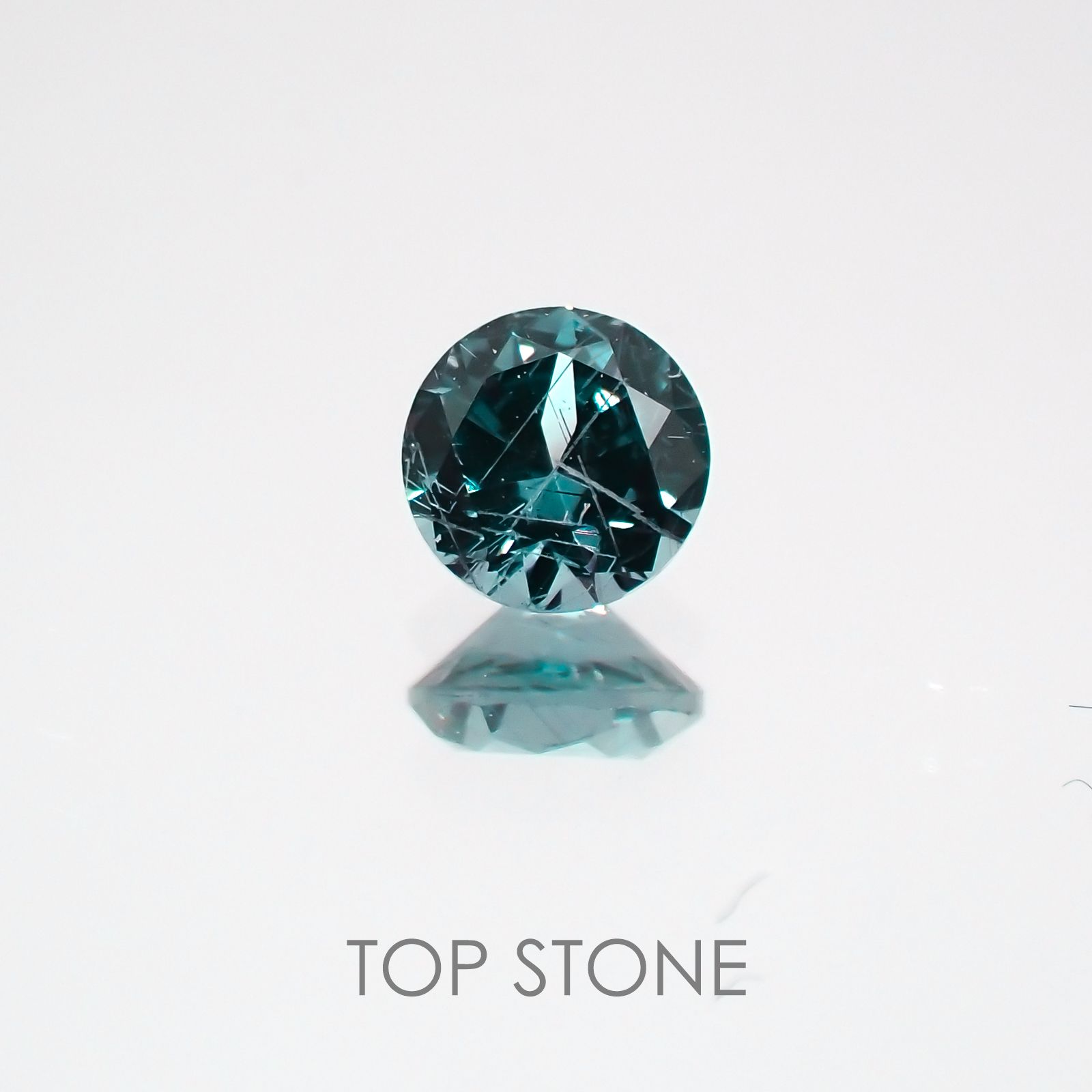 カラーチェンジガーネット(アレキタイプ) マダガスカル・ベキリー産 ルース 0.22ct[21059879]3.6×3.6mm前後