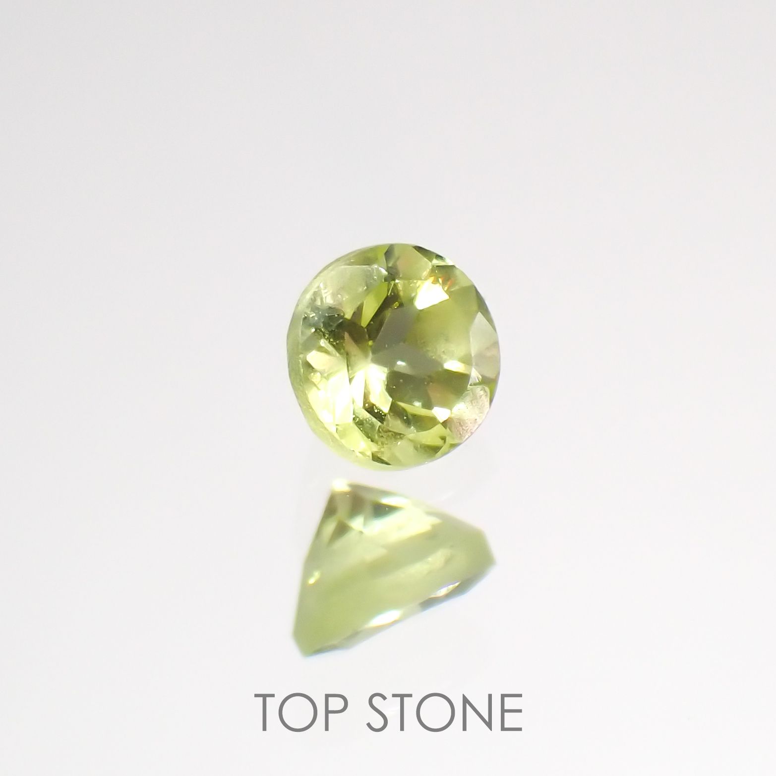 パロットクリソベリル(宝石名クリソベリル)インド産 0.16ct 識別済[220114509]2.9x2.9mm前後