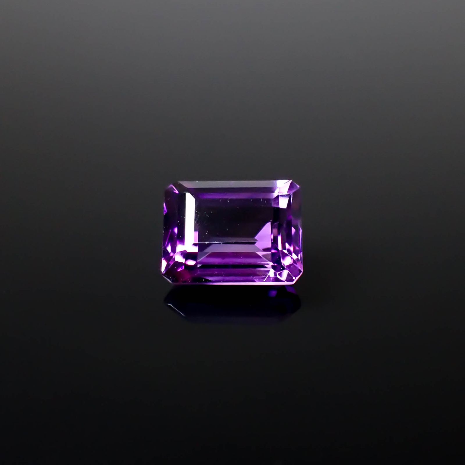 カラーシフトアメジスト ブラジル/ウルグアイ産 3.43ct [250530318]10.3x8.2mm前後