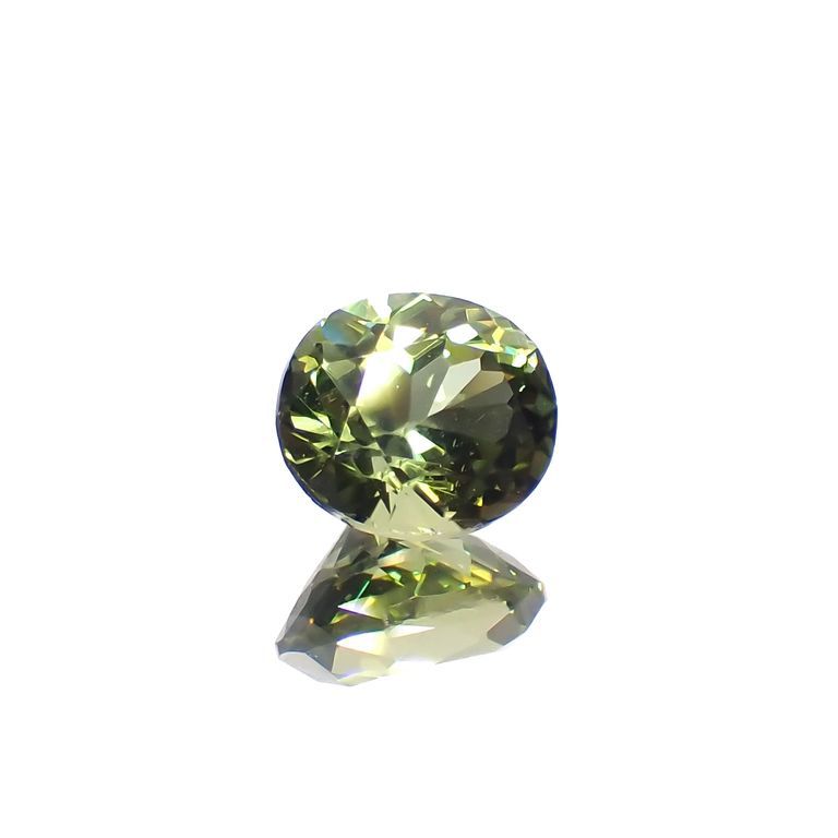 オージャイト(宝石名オージャイト)スリランカ産 0.980ct ソ付(GRJ)[221119035]6.4x5.5mm前後