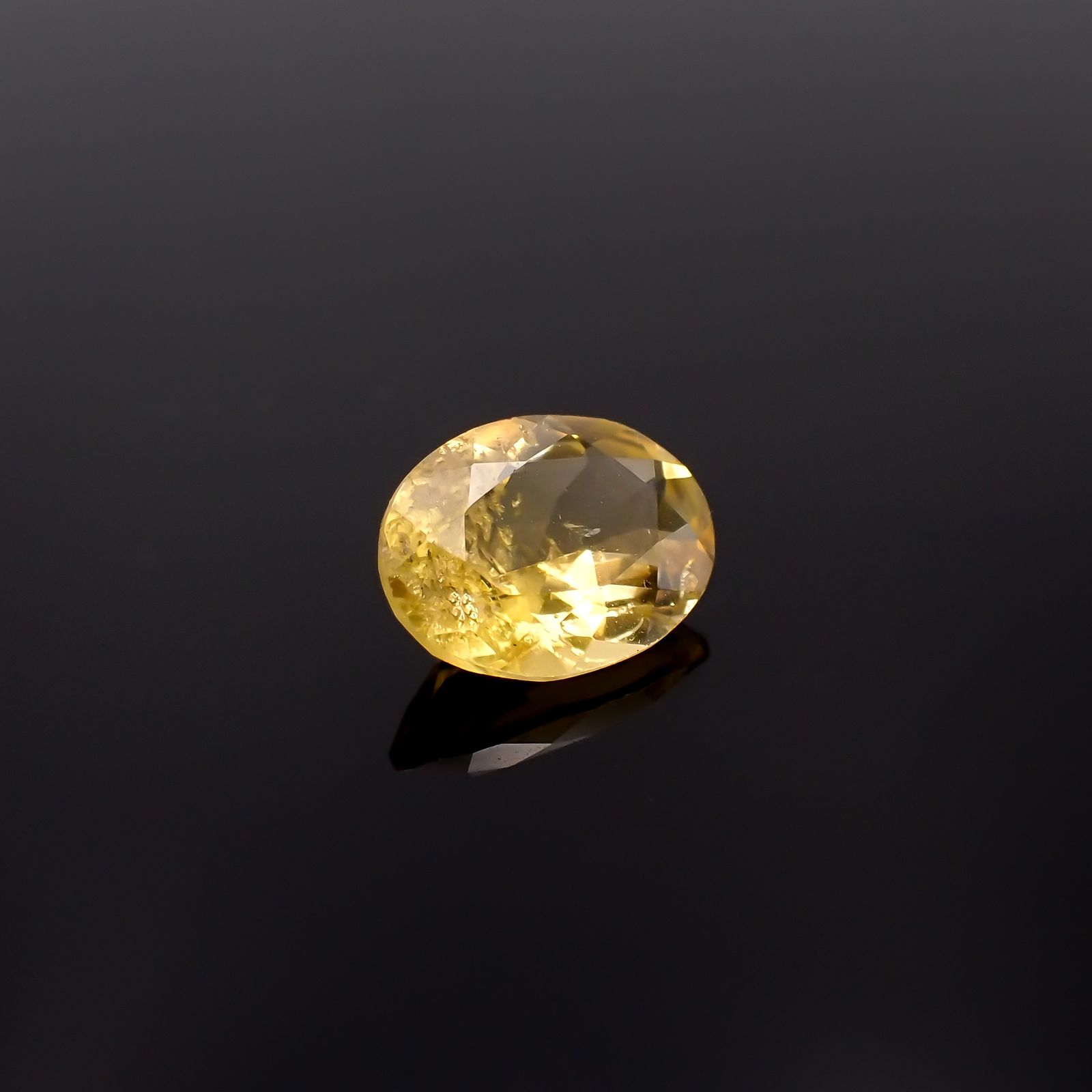 コンドロダイト(宝石名コンドロダイト)タンザニア産 1.234ct ソ付(彩珠)[231225226]8.2x6.2mm前後