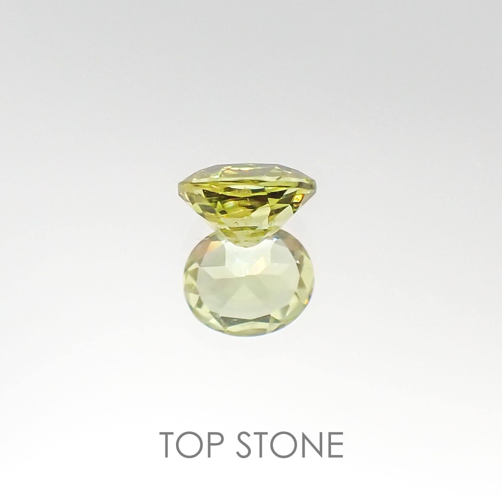 マリガーネット(宝石名ガーネット) マリ共和国産 0.36ct 識別済[20095658]4.5×3.9mm前後