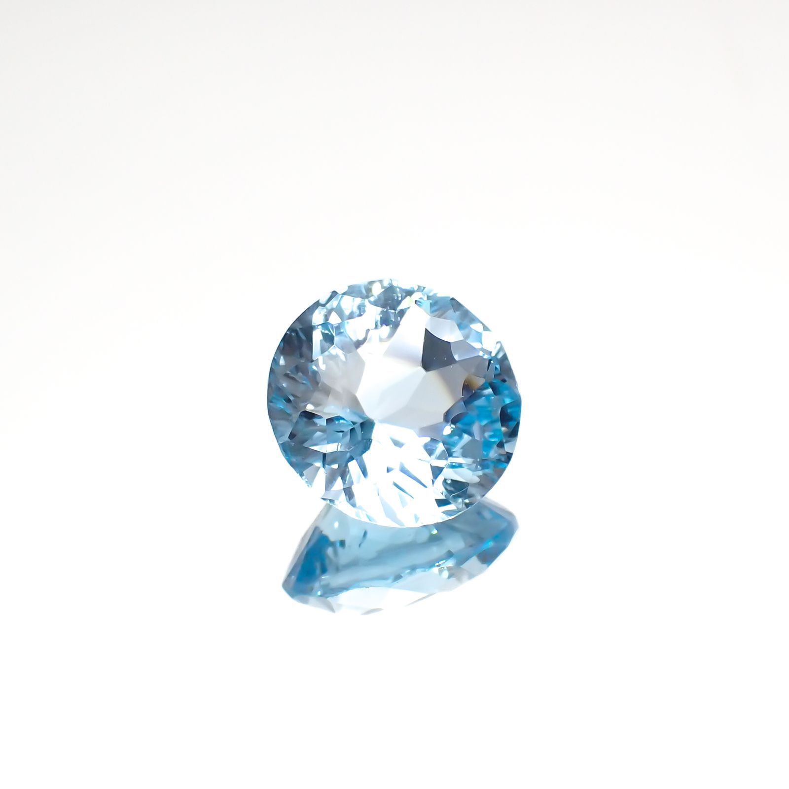 ◇カスタムカット◇ブルートパーズ ブラジル産 4.13ct[221219327]10x10mm前後