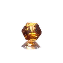 ◇ヘキサゴンカット◇ヘソナイトガーネット(宝石名ガーネット)スリランカ産 0.47ct 識別済[230421612]4.5x4.5mm前後