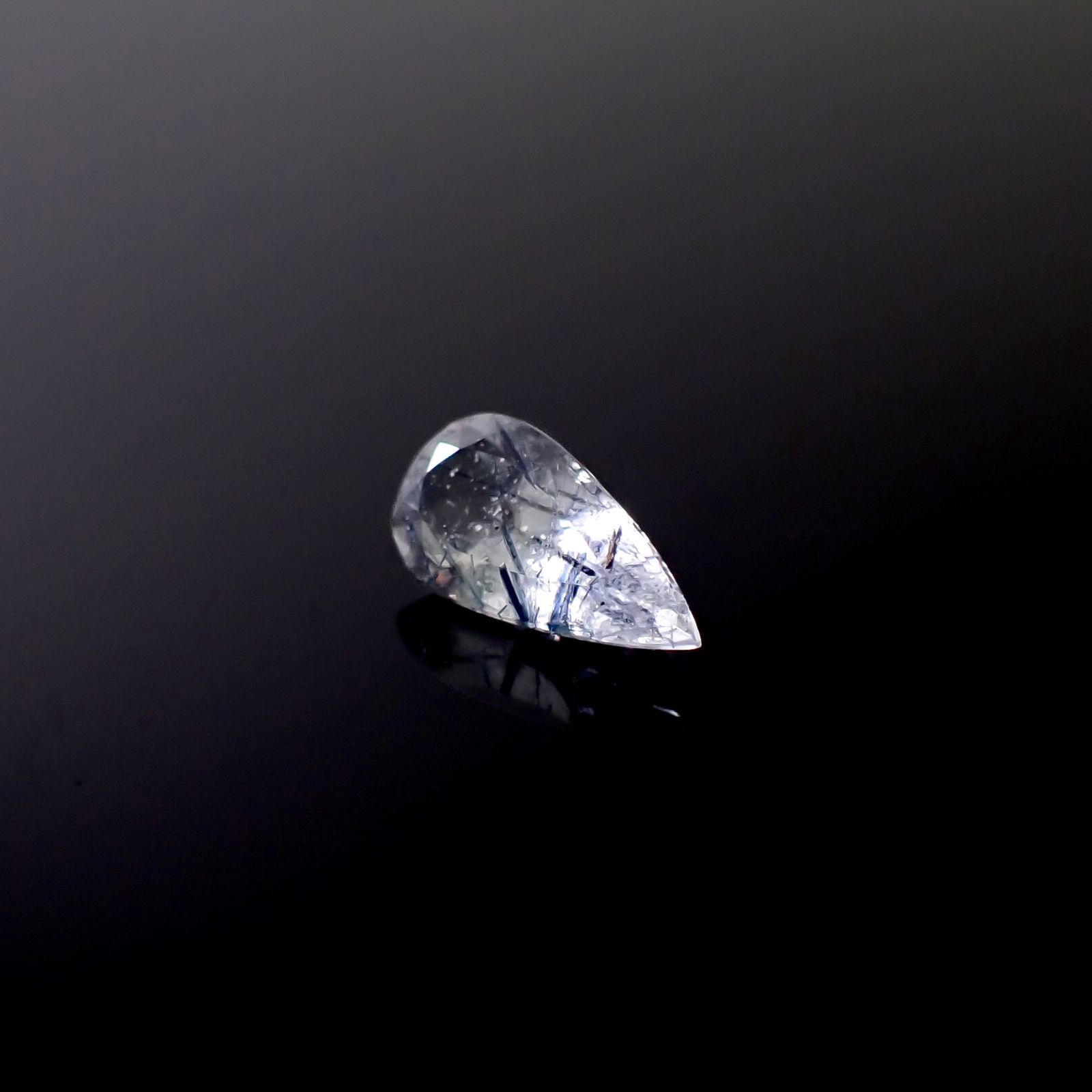 インディゴライトインクォーツ ブラジル産 1.43ct [241229604]11.4x5.7mm前後