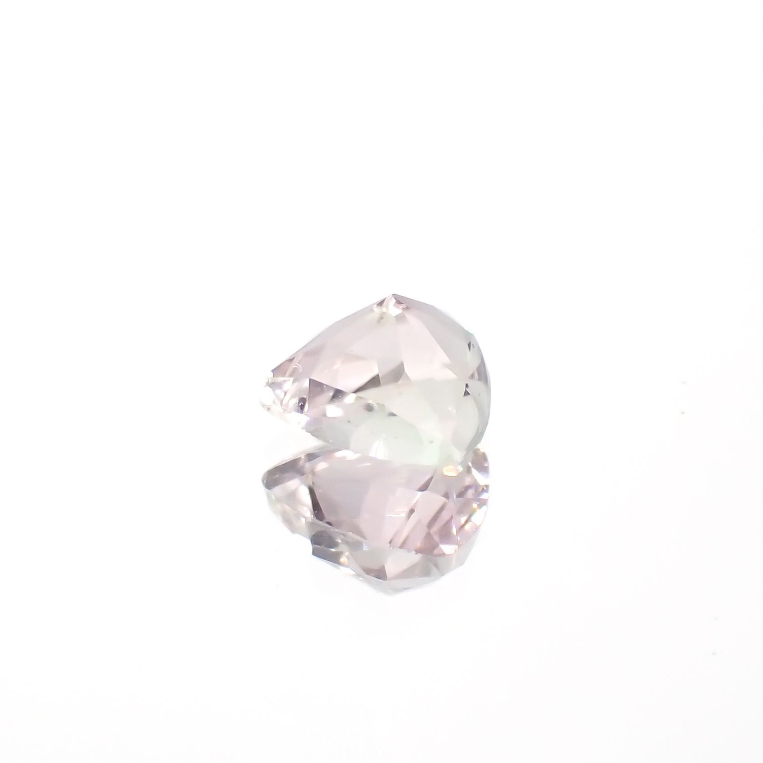 ピンクトルマリン(宝石名トルマリン)アフガニスタン産 0.70ct 識別済[230320843]5.6x5.7mm前後