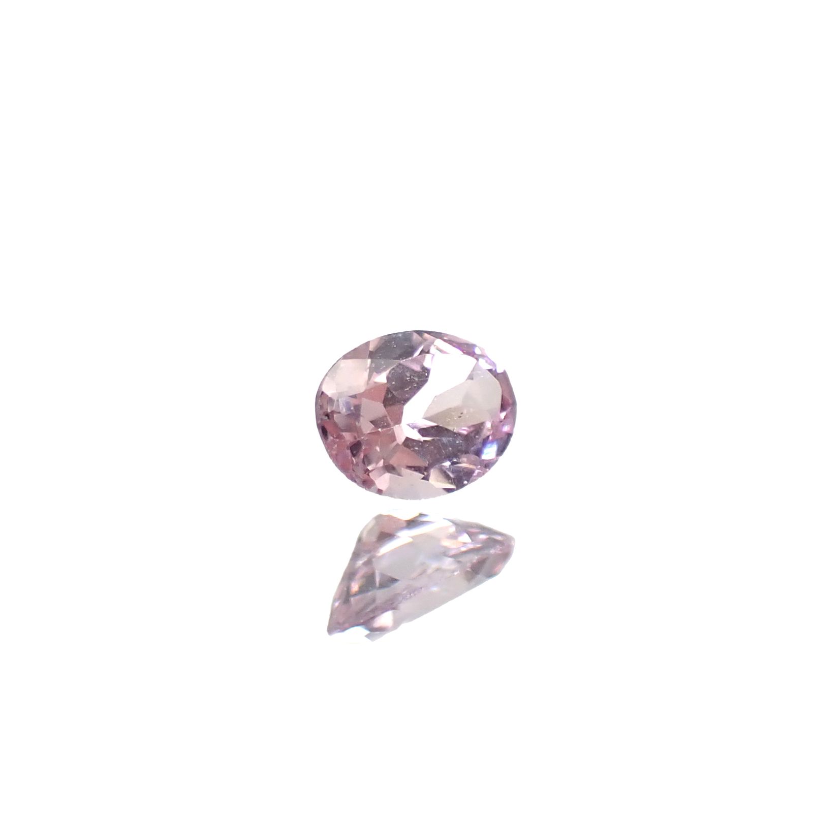 ドラゴンガーネット タンザニア産 0.17ct [250330042]3.9x3mm前後