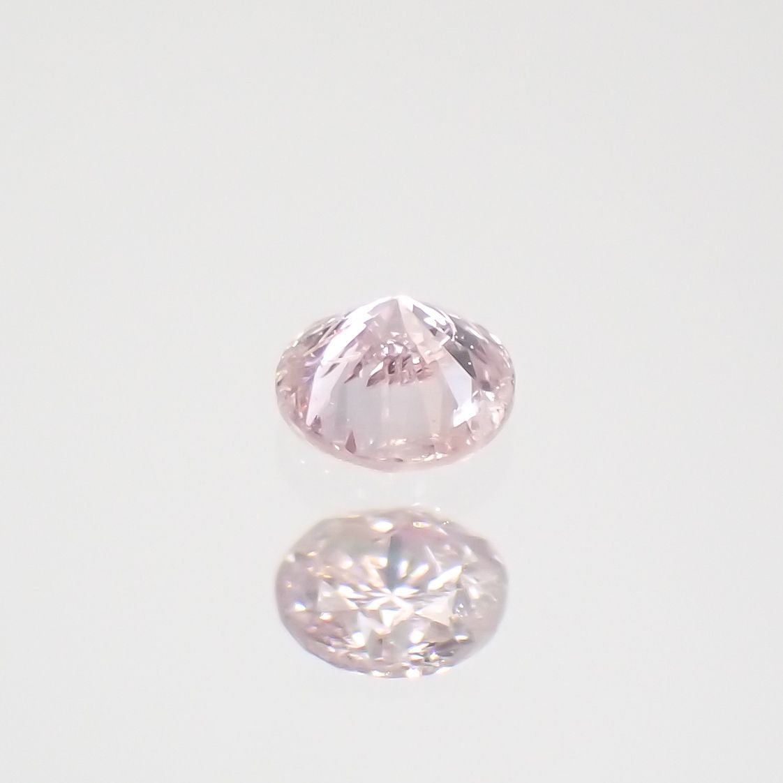 ピンクダイヤモンド(宝石名ダイヤモンド) I-2 / FANCY LIGHT PINK 0.038ct ソ付(CGL)[210812235]2×2.1mm前後