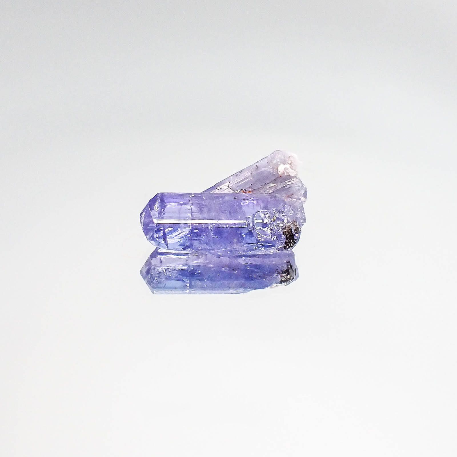 タンザナイト 原石(宝石名タンザナイト)タンザニア産 3.83ct 識別済[230522228]14.1x8.8mm前後