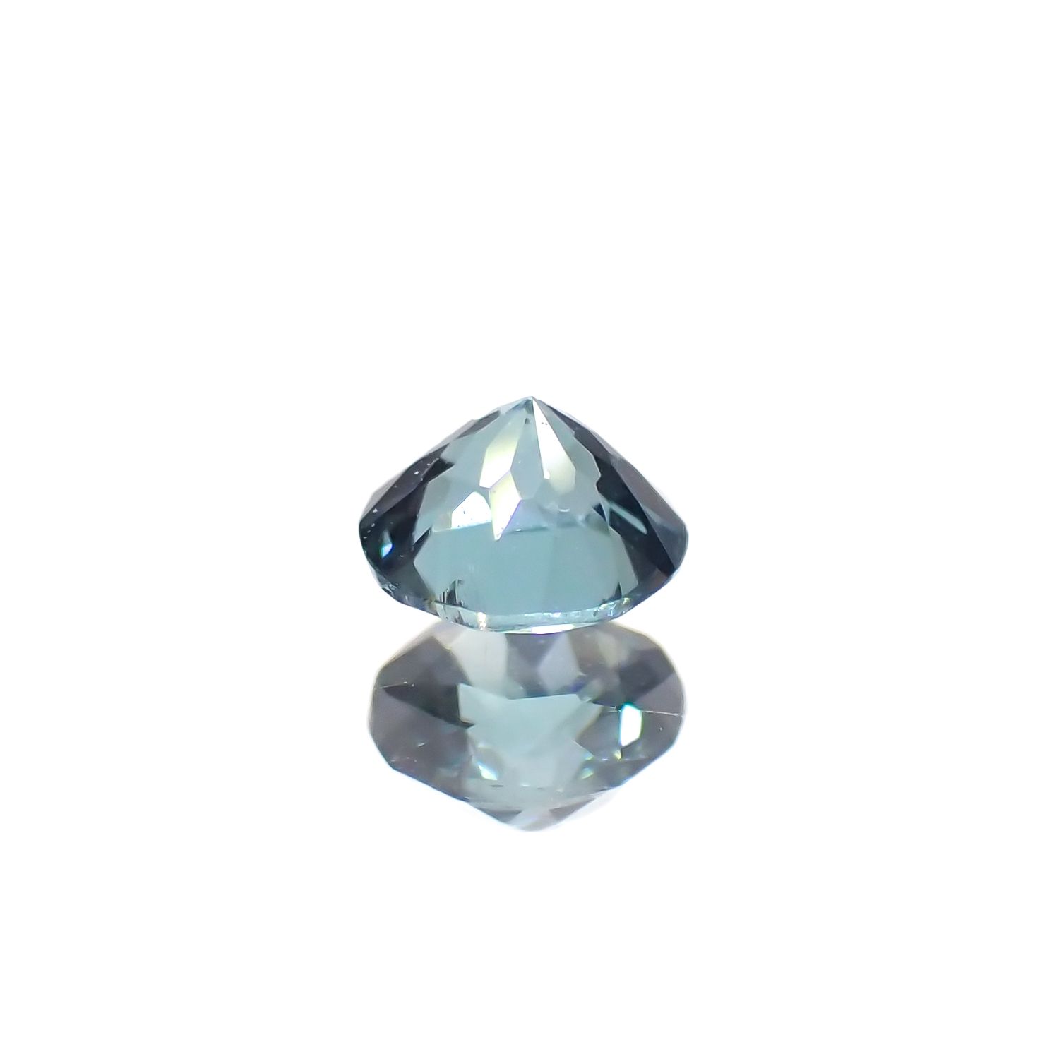 ブルートルマリン(宝石名トルマリン)アフガニスタン産 0.18ct 識別済[230321084]3.5x3.5mm前後