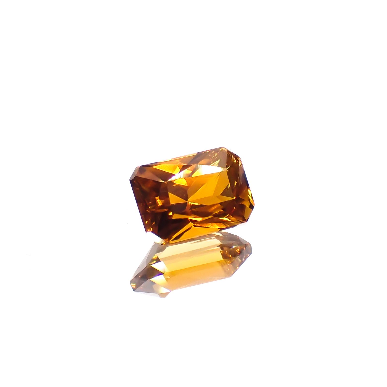 ゴールデントルマリン モザンビーク/コンゴ産 1.03ct[231225196]6.9x4.8mm前後