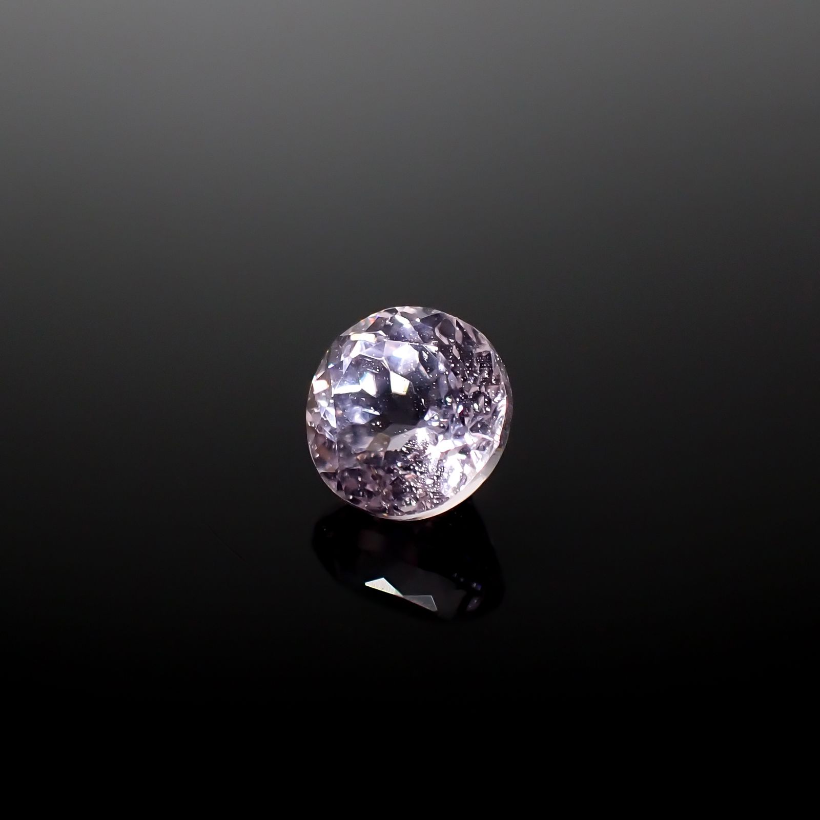 クンツァイト アフガニスタン産 1.20ct[240125354]6.3x6.3mm前後