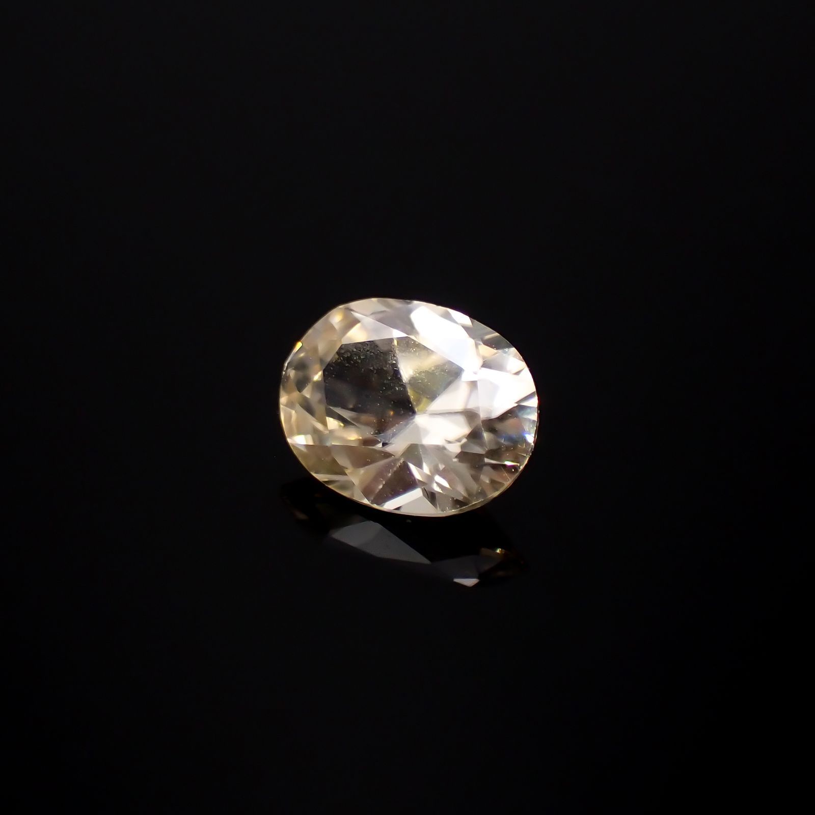 イエロージルコン(宝石名ジルコン)スリランカ/カンボジア産 1.21ct 識別済[231124189]7.2x5.6mm前後