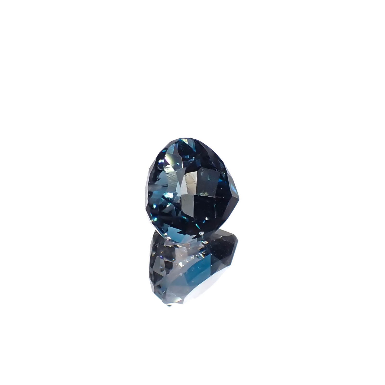 ロンドンブルートパーズ ブラジル産 3.12ct[240326806]8x8mm前後