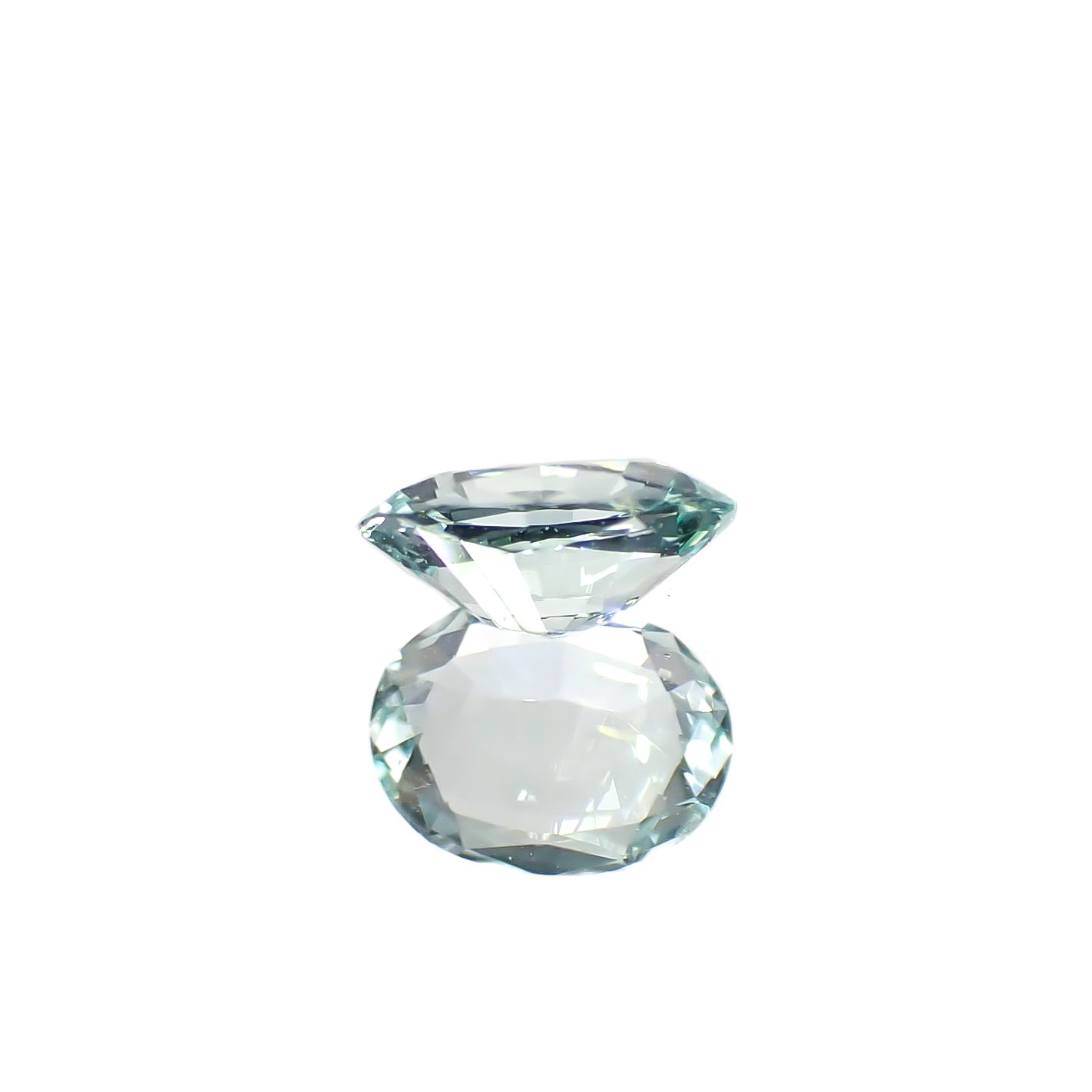 ミントベリル ブラジル産 0.24ct[240929116]5x3.8mm前後