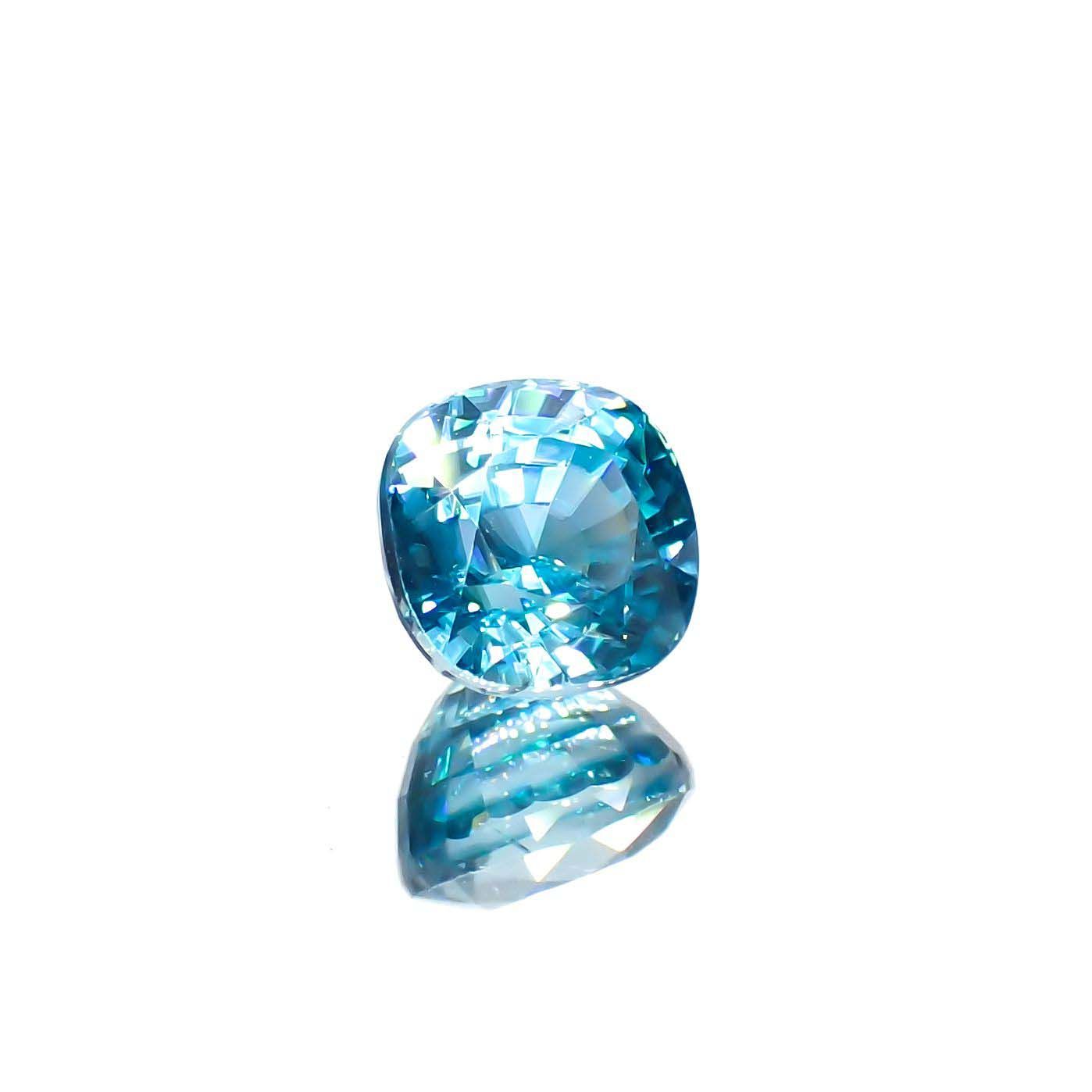 ラタナキリブルージルコン カンボジア産 2.68ct[220917933]6.7x6.6mm前後