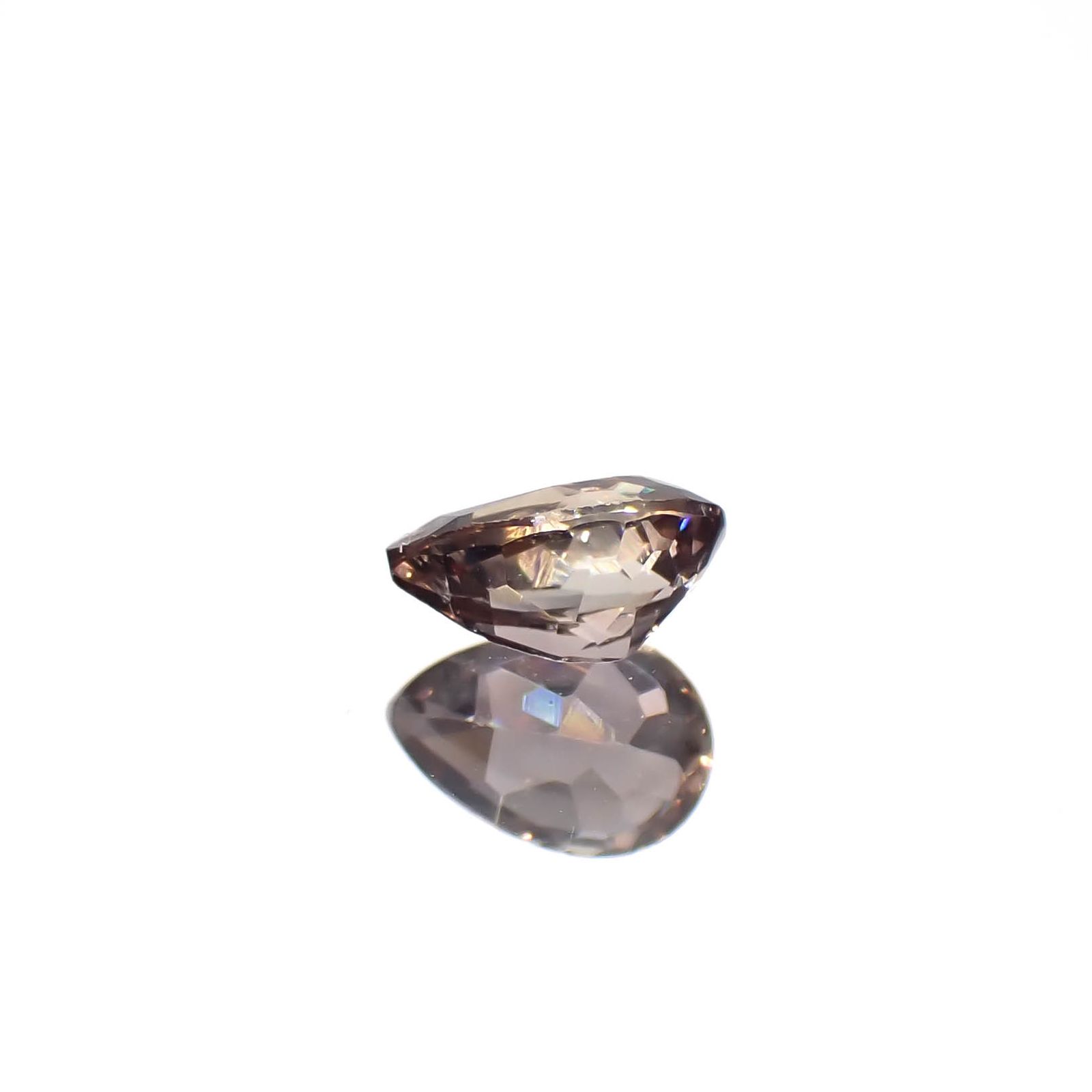 アキシナイト パキスタン産 0.26ct[240628145]4.9x3.2mm前後