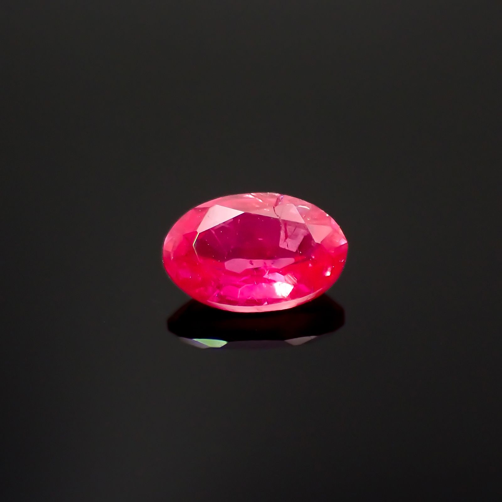 ウィンザーサファイア タンザニア・ウィンザー産 0.31ct[230421405]4.9x3.1mm前後